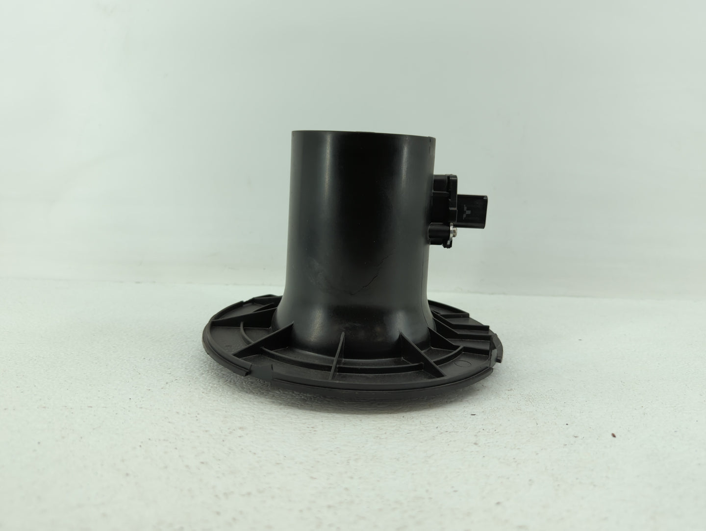 2004-2005 Ford E-350 Club Wagon Mass Air Flow Meter Maf - Oemusedautoparts1.com