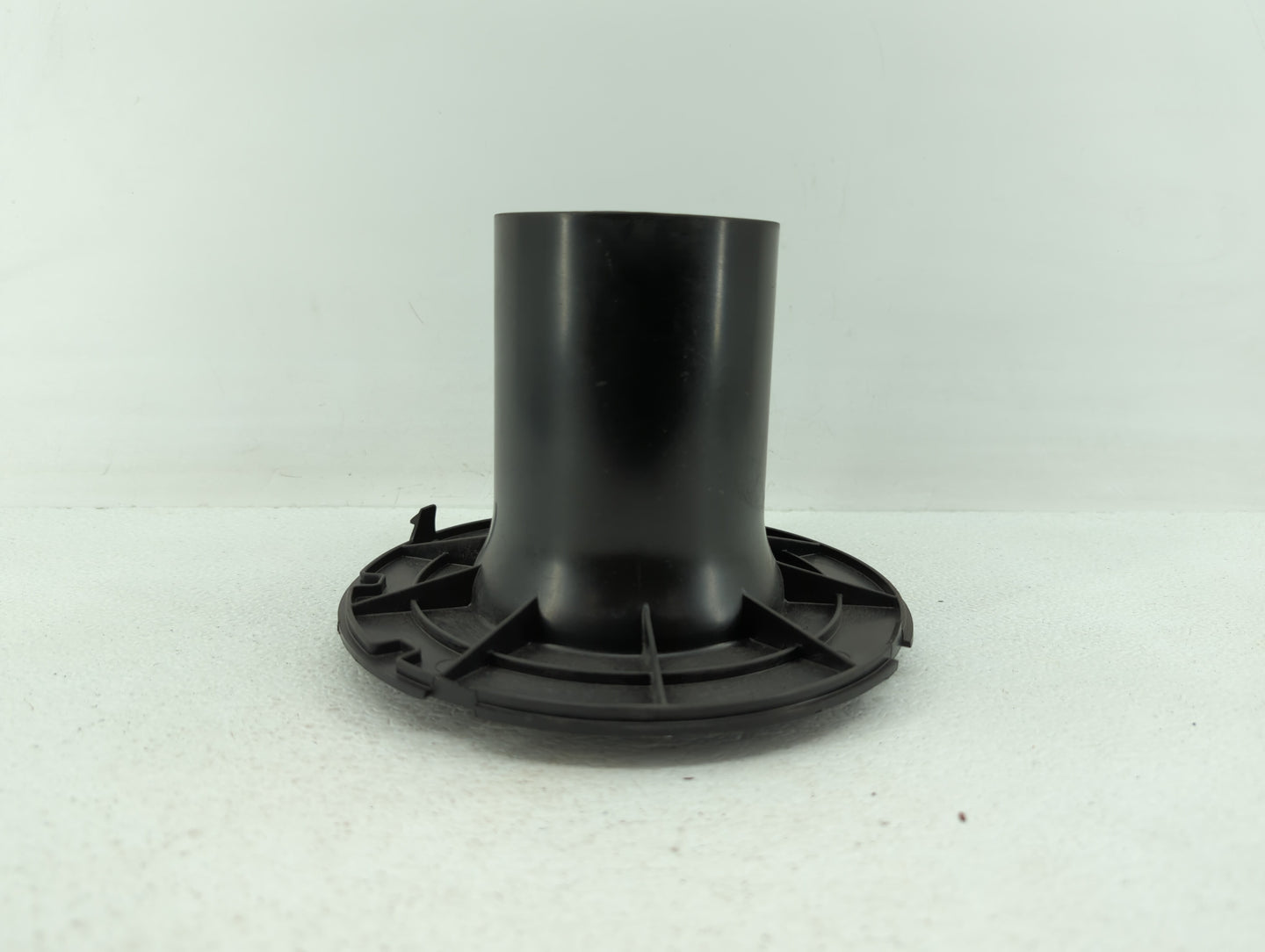 2004-2005 Ford E-350 Club Wagon Mass Air Flow Meter Maf - Oemusedautoparts1.com
