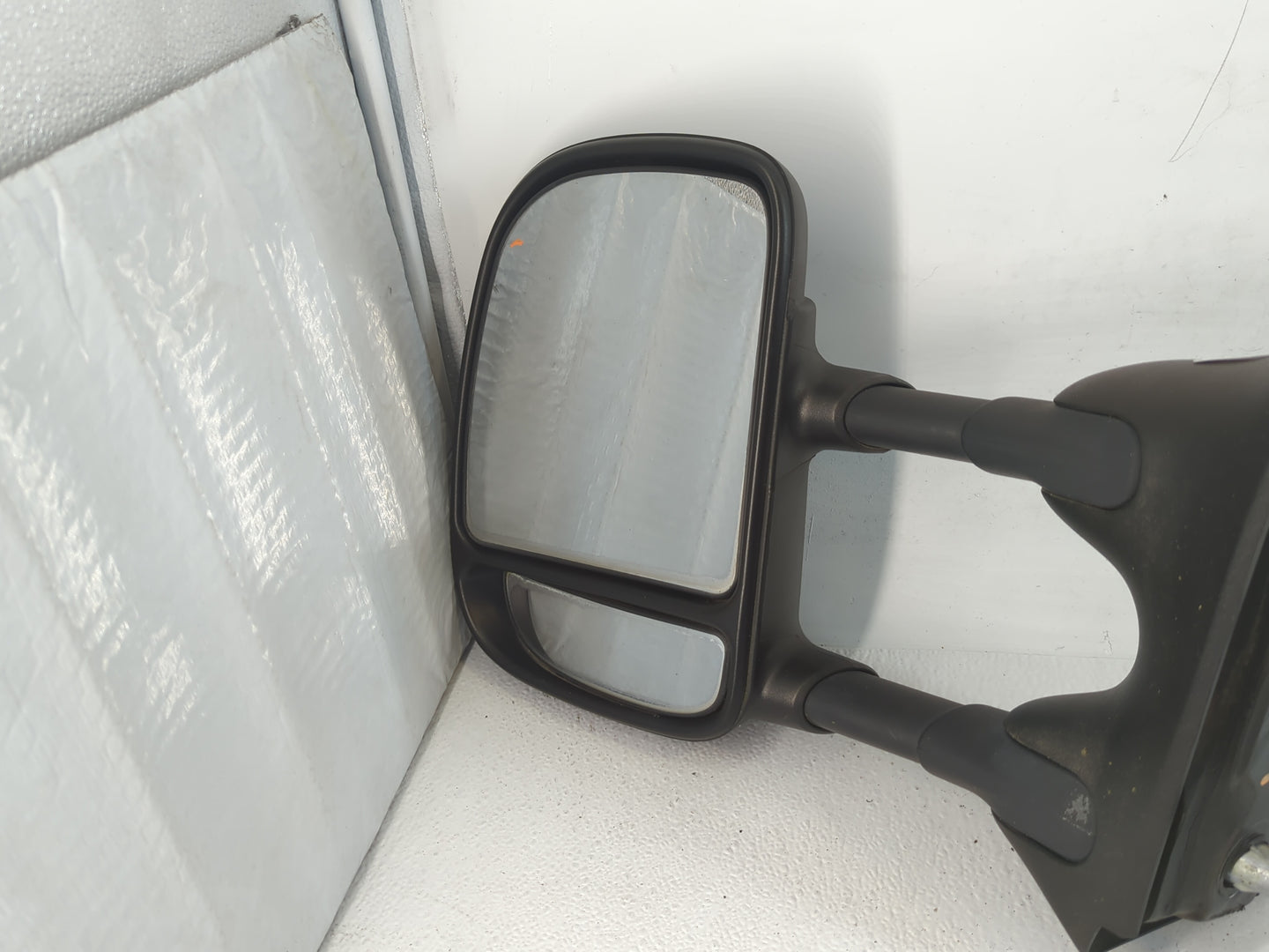 2013 Ford E-350 Super Duty Driver Side View Mirror - Left Door Mirror OEM Used - Oemusedautoparts1.com