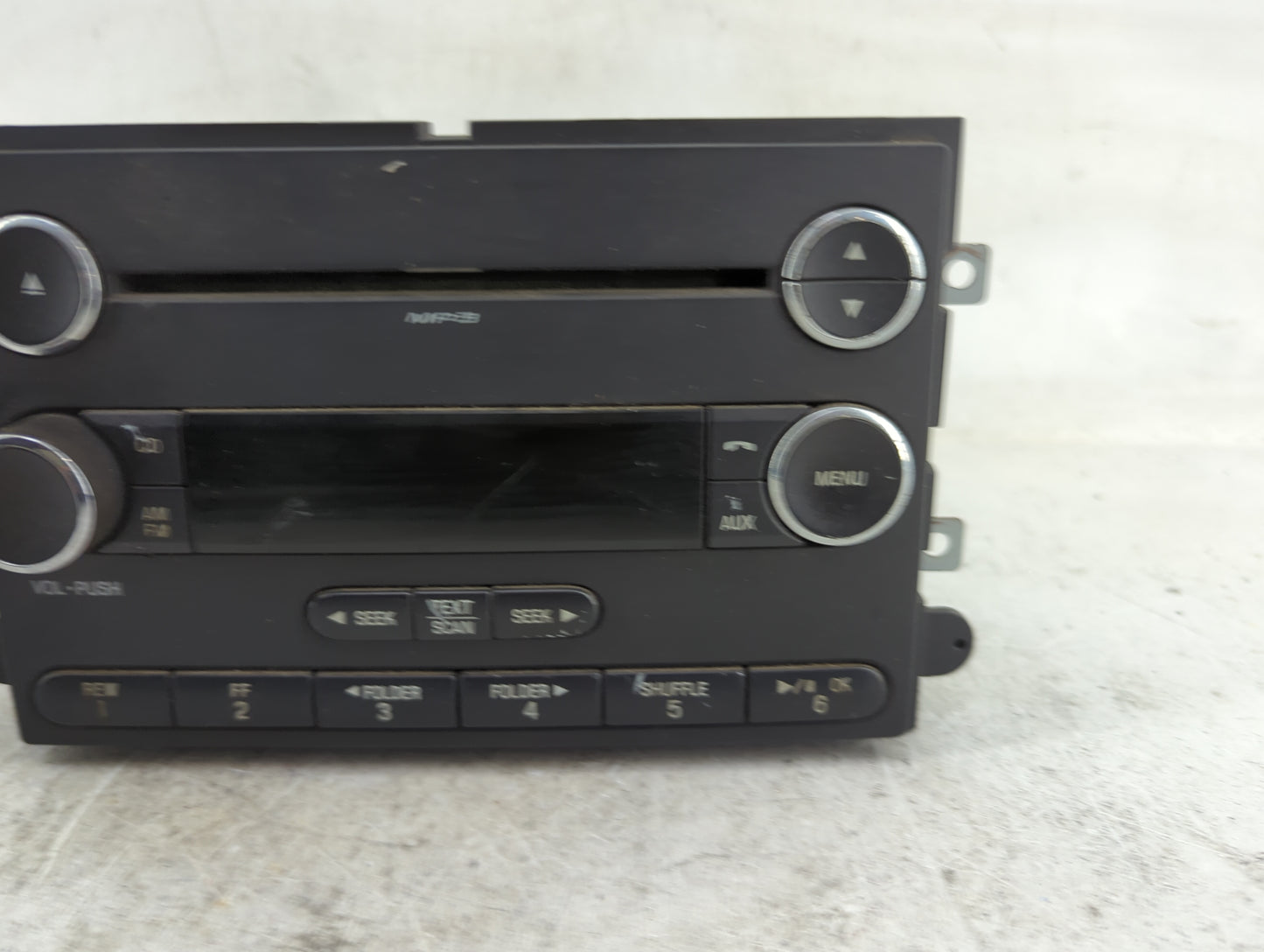 2013 Ford E150 Radio AM FM Cd Player Receiver Replacement P/N:BC2T-18C869-CB VIC0007748 Fits OEM Used Auto Parts - Oemusedau
