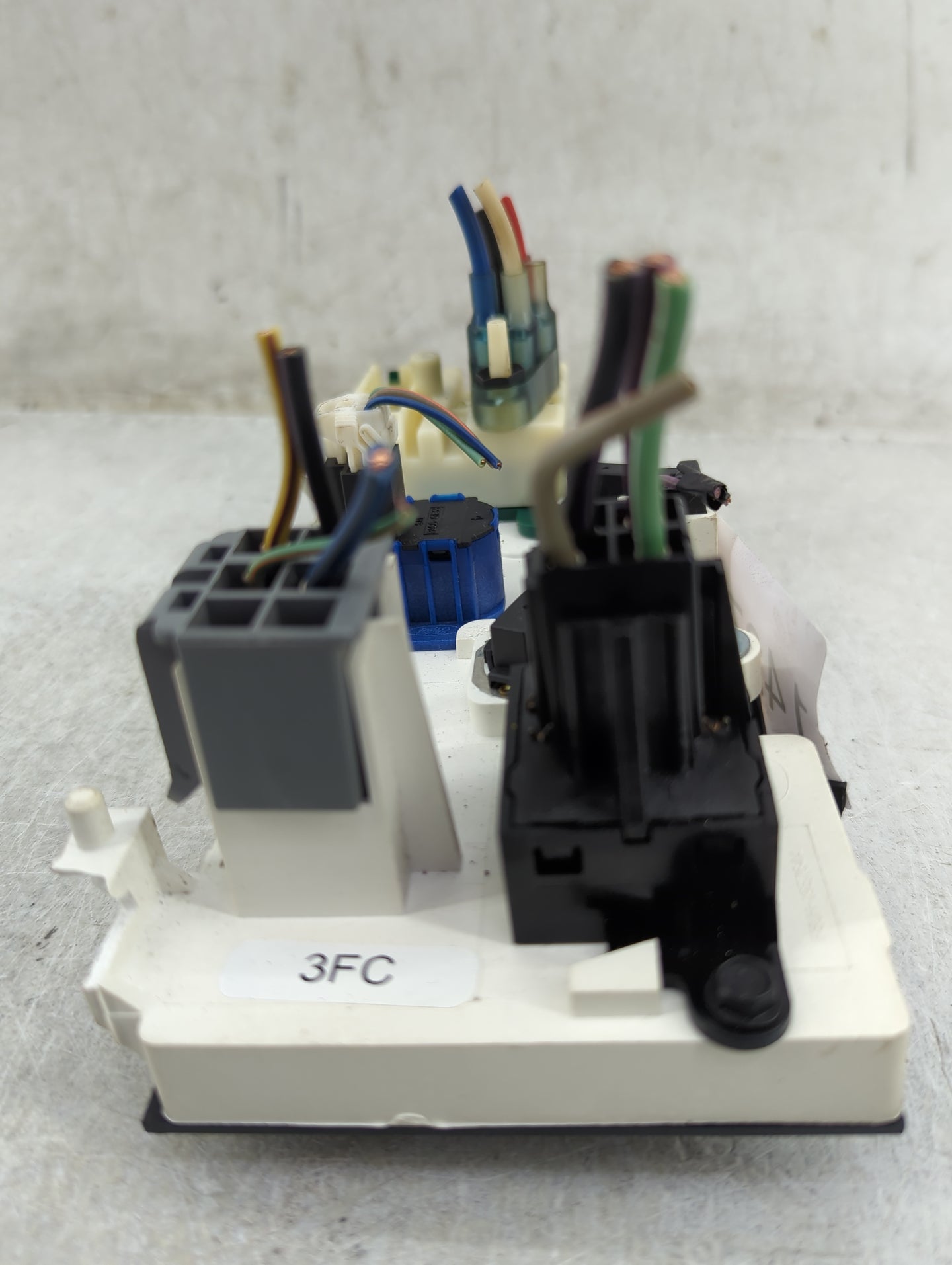 2013 Ford E250 Climate Control Module Temperature AC/Heater Replacement Fits OEM Used Auto Parts - Oemusedautoparts1.com
