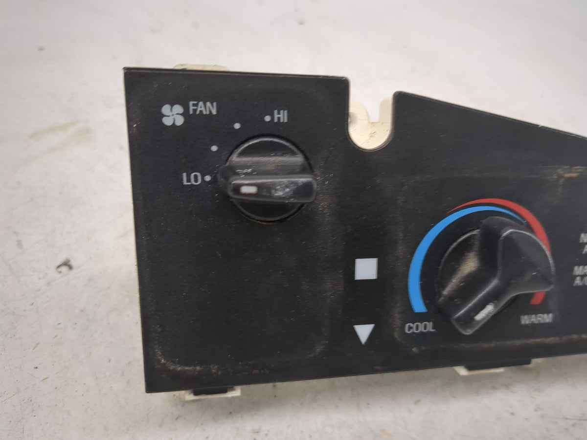 2013 Ford E250 Climate Control Module Temperature AC/Heater Replacement Fits OEM Used Auto Parts - Oemusedautoparts1.com
