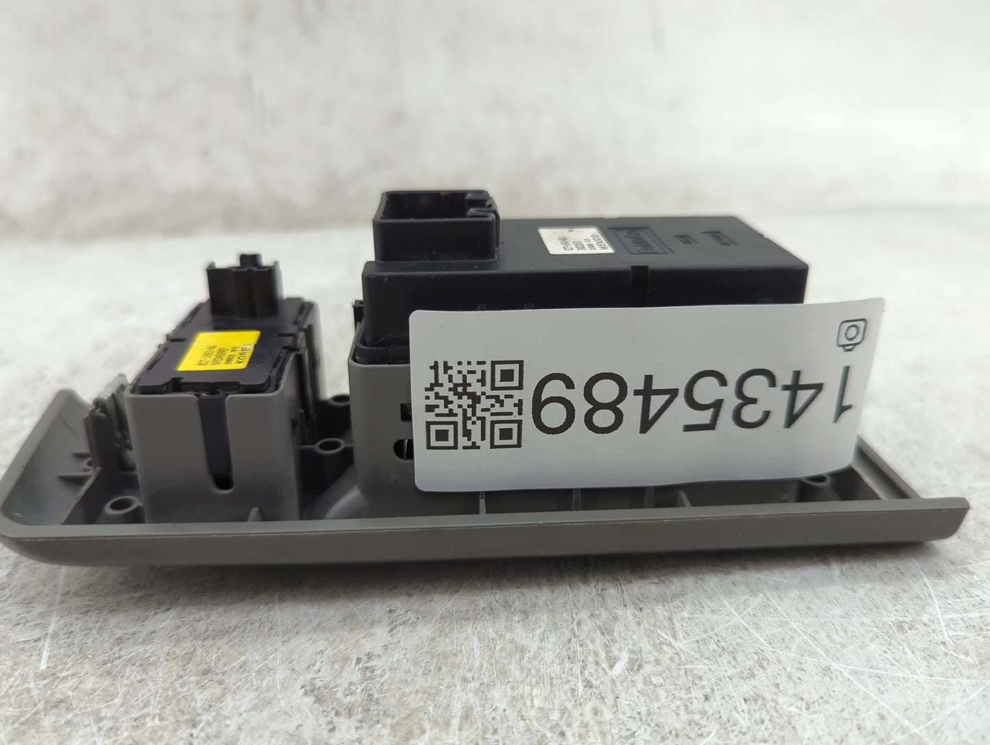 2013 Ford E350 Master Power Window Switch Replacement Driver Side Left P/N:8C3T-14554-BBW 8C3T-14963-AAW Fits OEM Used Auto 