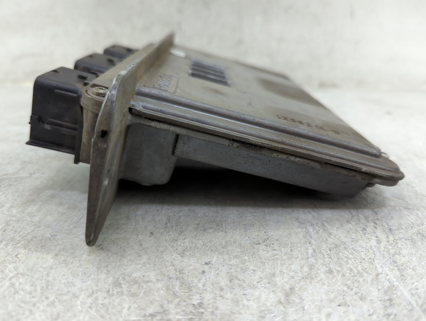 2013 Ford E350 PCM Engine Control Computer ECU ECM PCU OEM P/N:S66FF 0261S08665, 12692II/5 Fits OEM Used Auto Parts - Oemuse