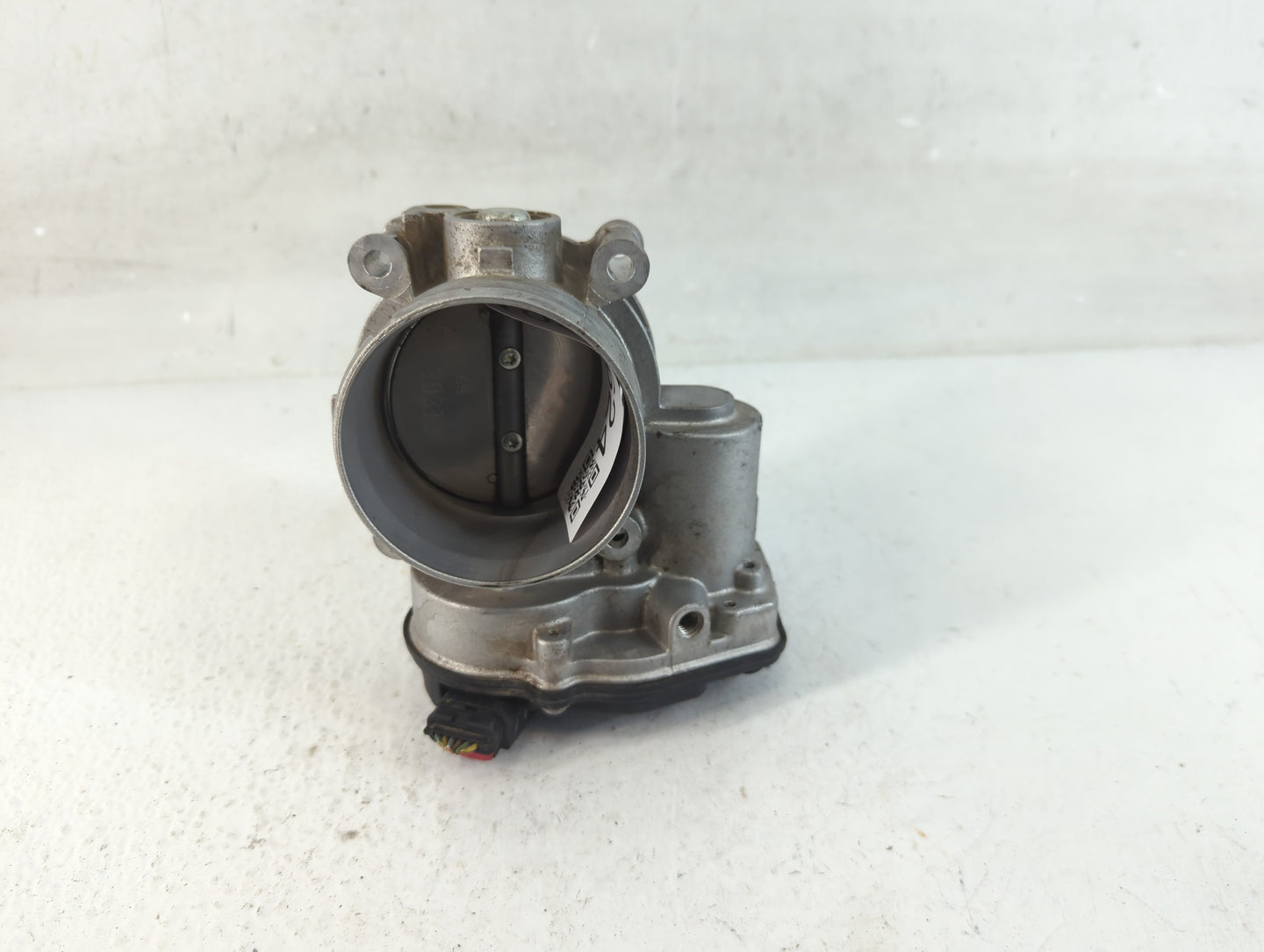 2011-2018 Ford Edge Throttle Body P/N:AT4E-ED Fits Fits 2011 2012 2013 2014 2015 2016 2017 2018 2019 OEM Used Auto Parts - O