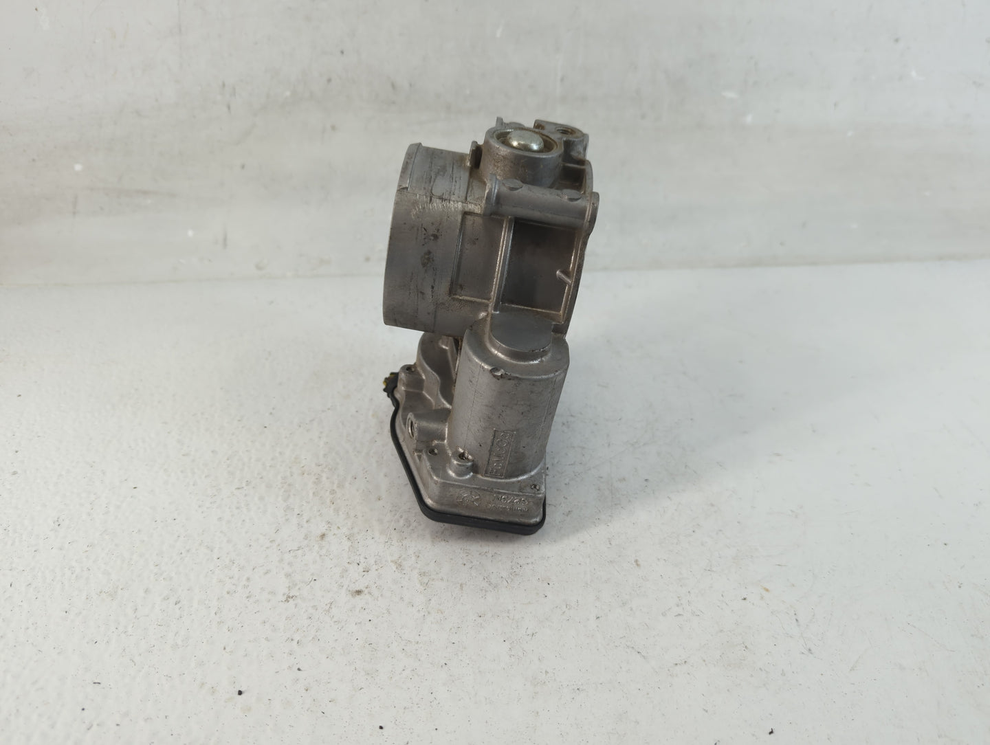 2011-2018 Ford Edge Throttle Body P/N:AT4E-ED Fits Fits 2011 2012 2013 2014 2015 2016 2017 2018 2019 OEM Used Auto Parts - O