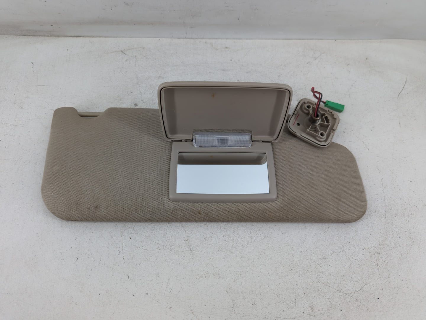 2011-2014 Ford Edge Sun Visor Shade Replacement Passenger Right Mirror Fits Fits 2011 2012 2013 2014 2015 OEM Used Auto Part