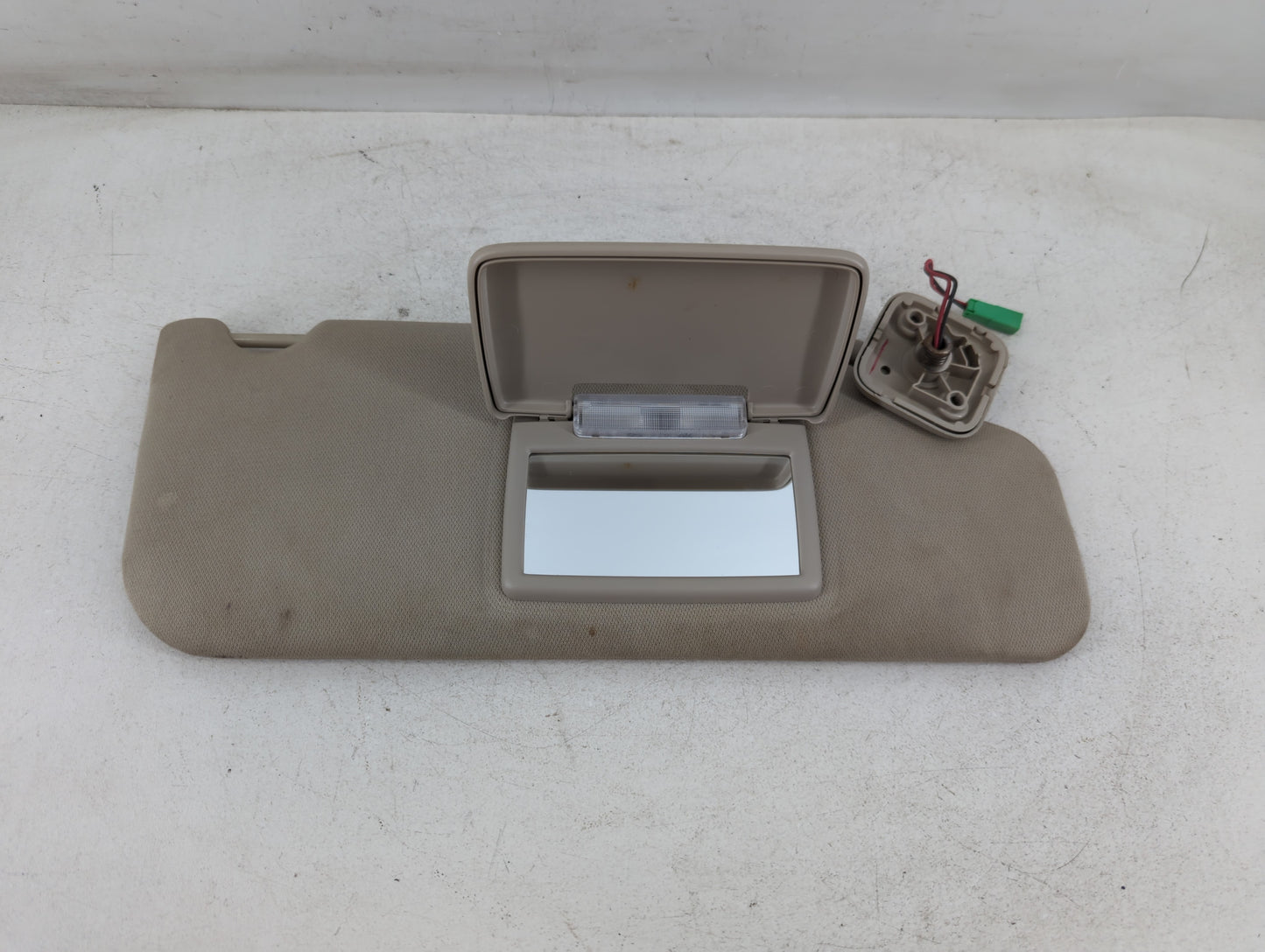2011-2014 Ford Edge Sun Visor Shade Replacement Passenger Right Mirror Fits Fits 2011 2012 2013 2014 2015 OEM Used Auto Part