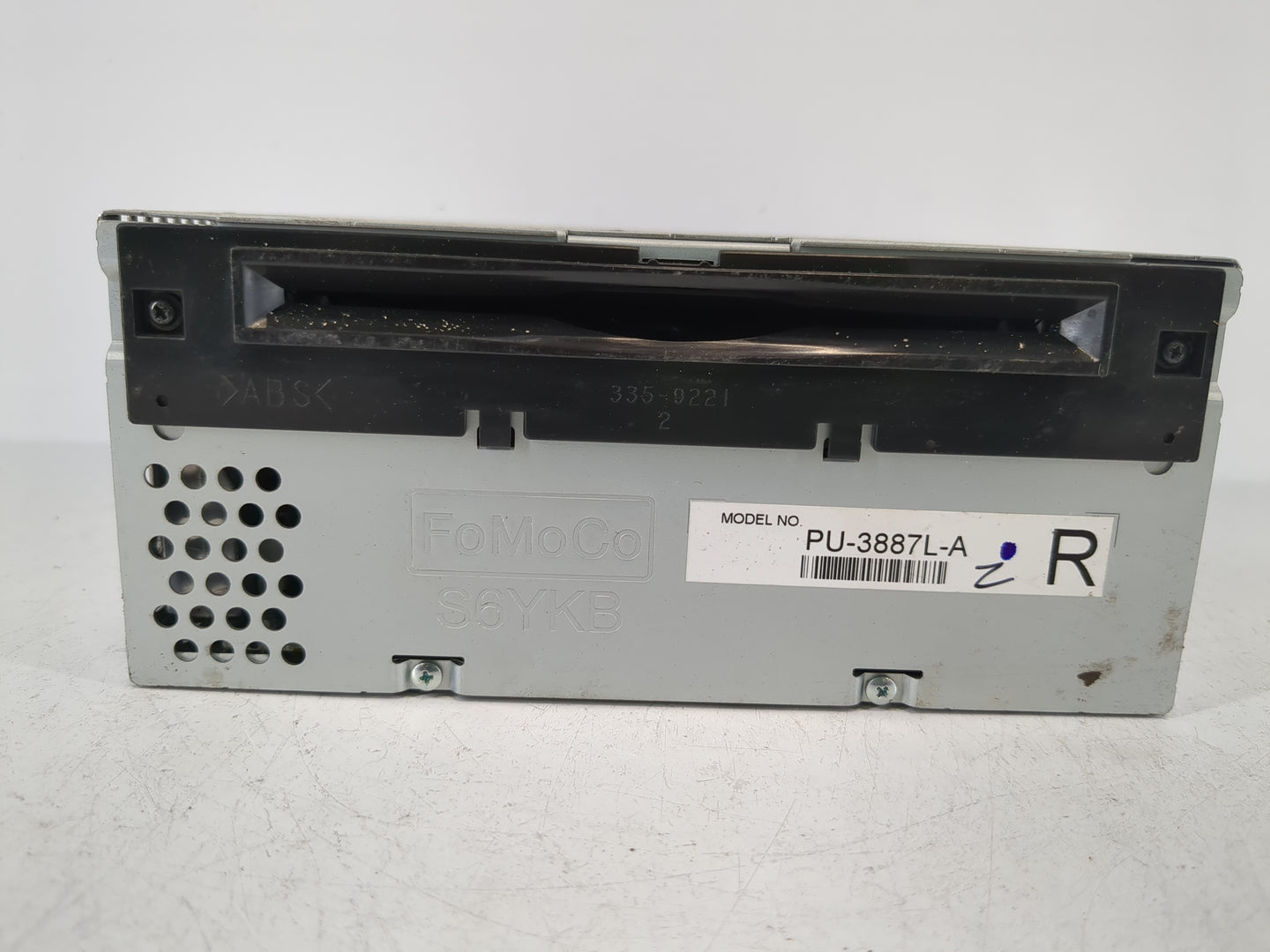 2013 Ford Edge Radio AM FM Cd Player Receiver Replacement P/N:DT4T 19C107- FA Fits OEM Used Auto Parts - Oemusedautoparts1.c