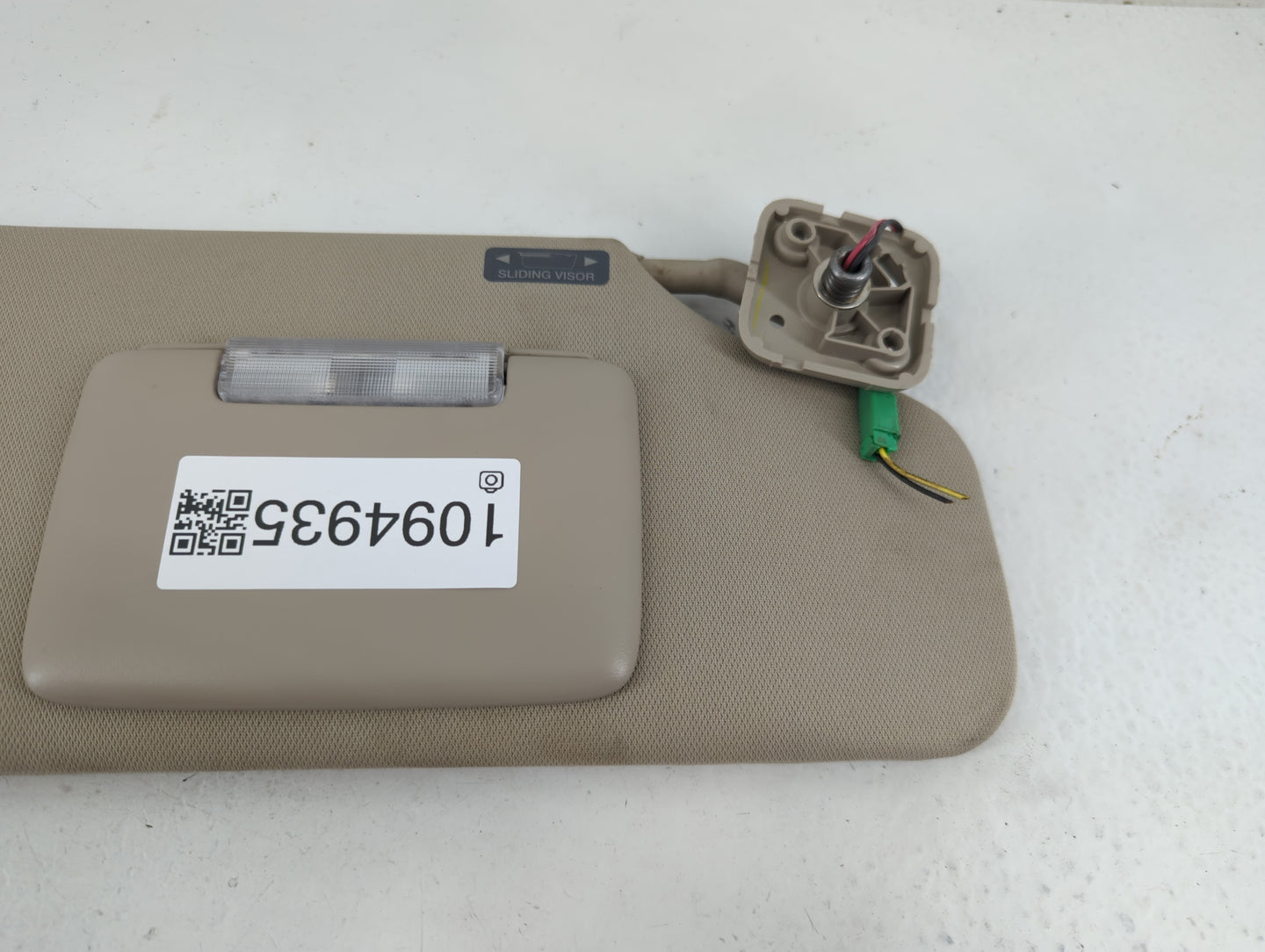 2011-2014 Ford Edge Sun Visor Shade Replacement Passenger Right Mirror Fits Fits 2011 2012 2013 2014 2015 OEM Used Auto Part