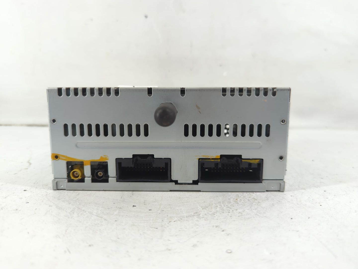 2013 Ford Edge Radio AM FM Cd Player Receiver Replacement P/N:ET4T 19C107 JA Fits OEM Used Auto Parts - Oemusedautoparts1.co