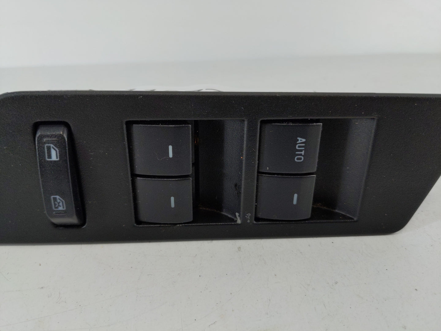 2011-2014 Ford Edge Master Power Window Switch Replacement Driver Side Left Fits Fits 2011 2012 2013 2014 OEM Used Auto Part