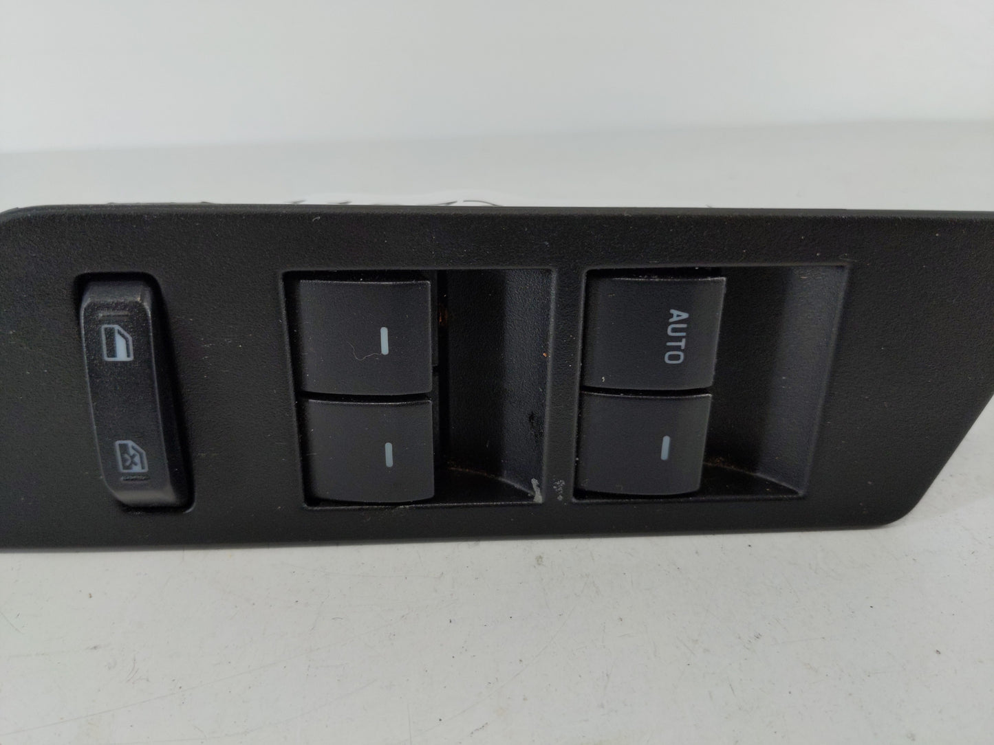 2011-2014 Ford Edge Master Power Window Switch Replacement Driver Side Left Fits Fits 2011 2012 2013 2014 OEM Used Auto Part