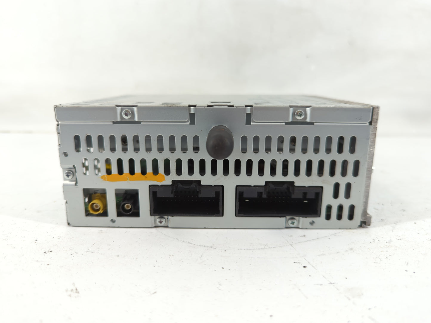 2013-2014 Ford Edge Radio AM FM Cd Player Receiver Replacement P/N:DT4T-19C107-BB Fits Fits 2013 2014 OEM Used Auto Parts - 