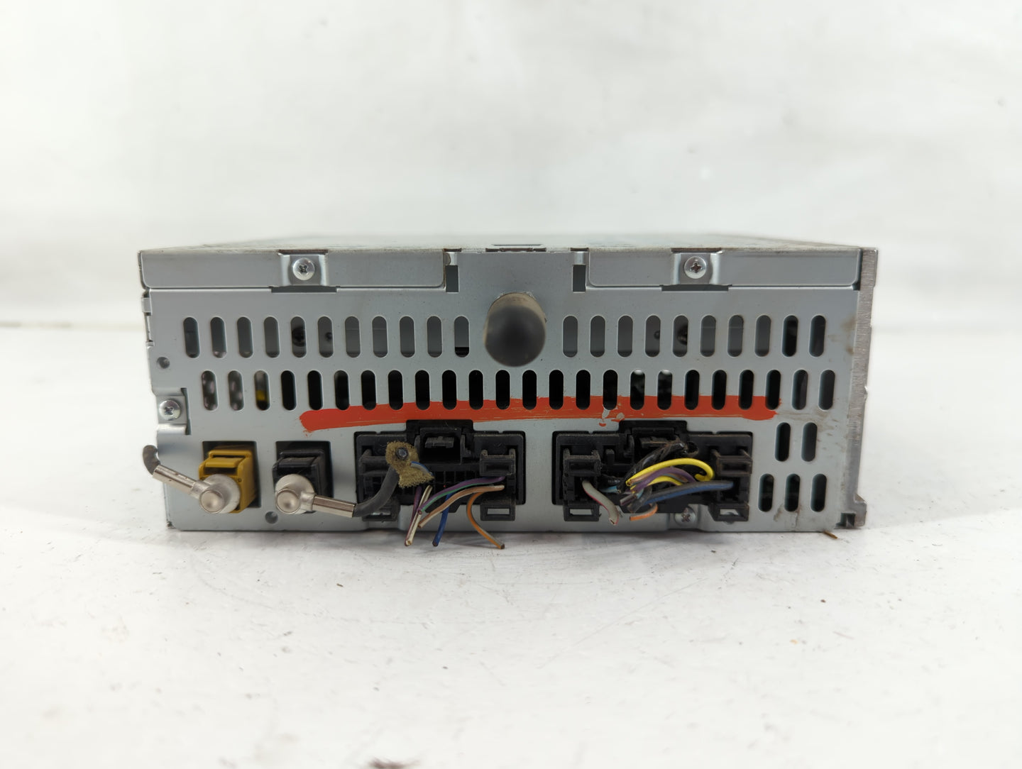2013 Ford Edge Radio AM FM Cd Player Receiver Replacement P/N:DT4T-19C107-CA Fits OEM Used Auto Parts - Oemusedautoparts1.co