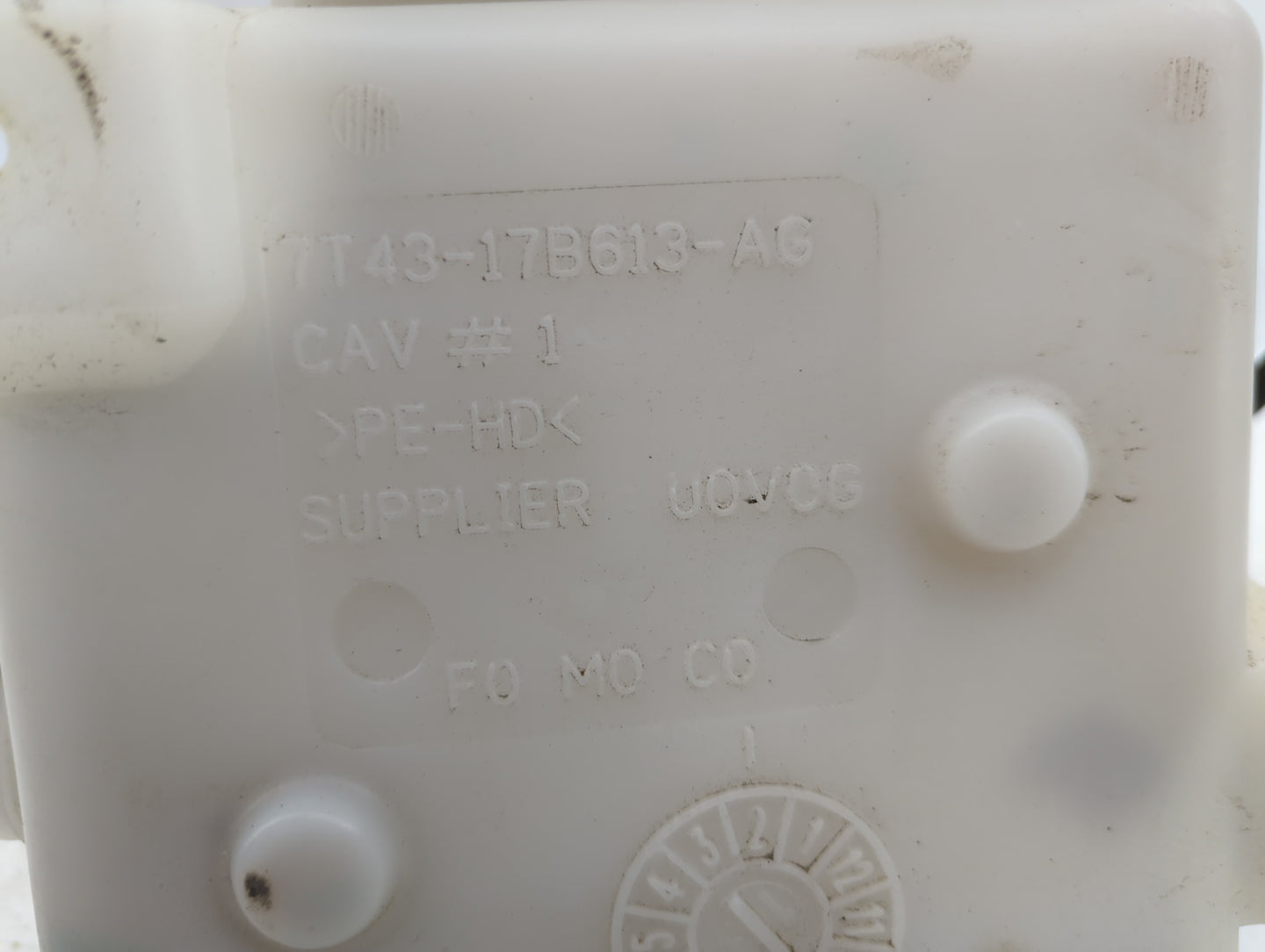2007-2014 Ford Edge Windshield Washer Fluid Reservoir Bottle Oem - Oemusedautoparts1.com