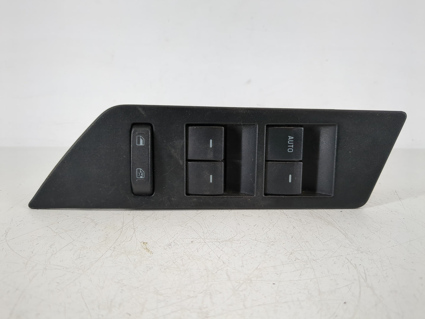 2011-2014 Ford Edge Master Power Window Switch Replacement Driver Side Left P/N:BT4T-14540-AAW Fits Fits 2011 2012 2013 2014