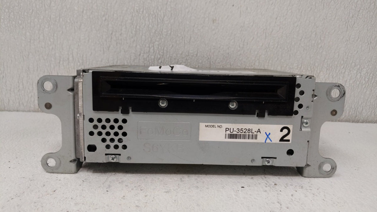 2013 Ford Edge Radio AM FM Cd Player Receiver Replacement P/N:DT4T-19C107-BB OEM Used Auto Parts - Oemusedautoparts1.com