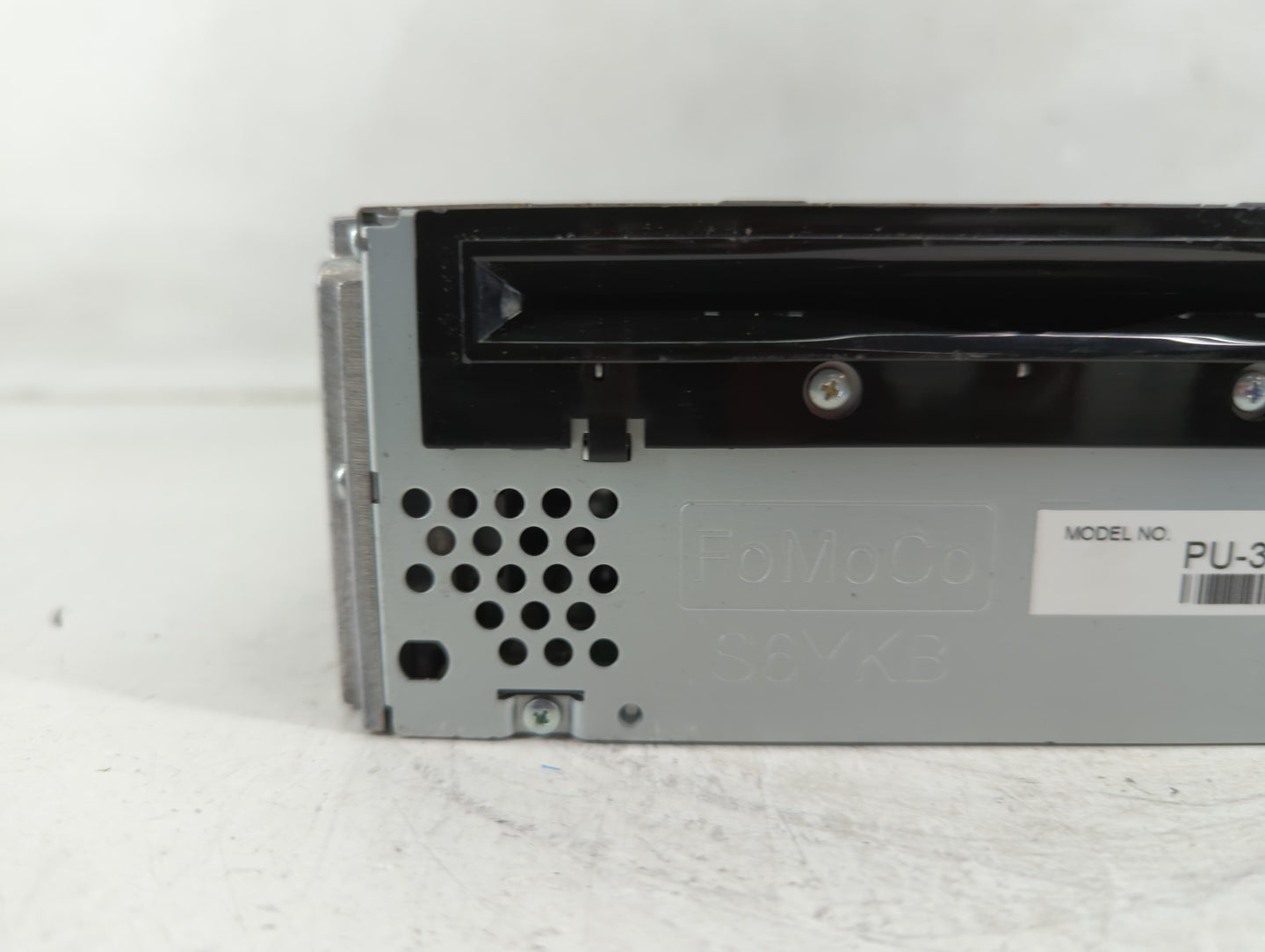 2013 Ford Edge Radio AM FM Cd Player Receiver Replacement P/N:DT4T-19C107-CA Fits OEM Used Auto Parts - Oemusedautoparts1.co