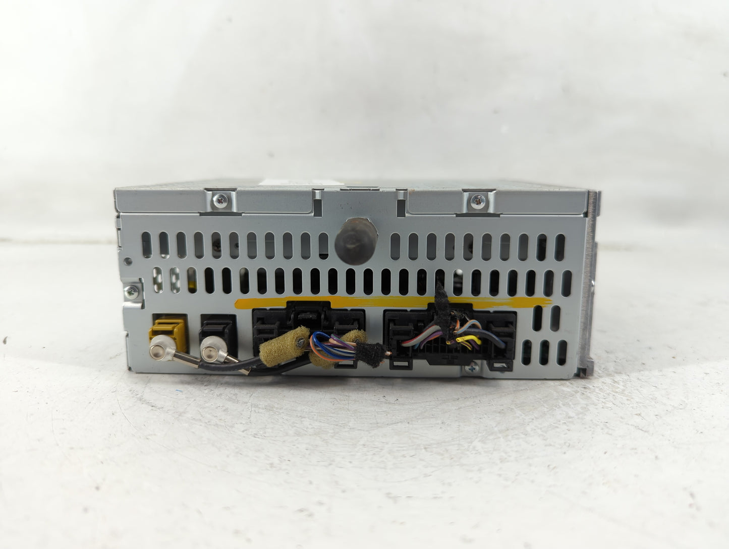 2013 Ford Edge Radio AM FM Cd Player Receiver Replacement P/N:DT4T-19C107-CA Fits OEM Used Auto Parts - Oemusedautoparts1.co