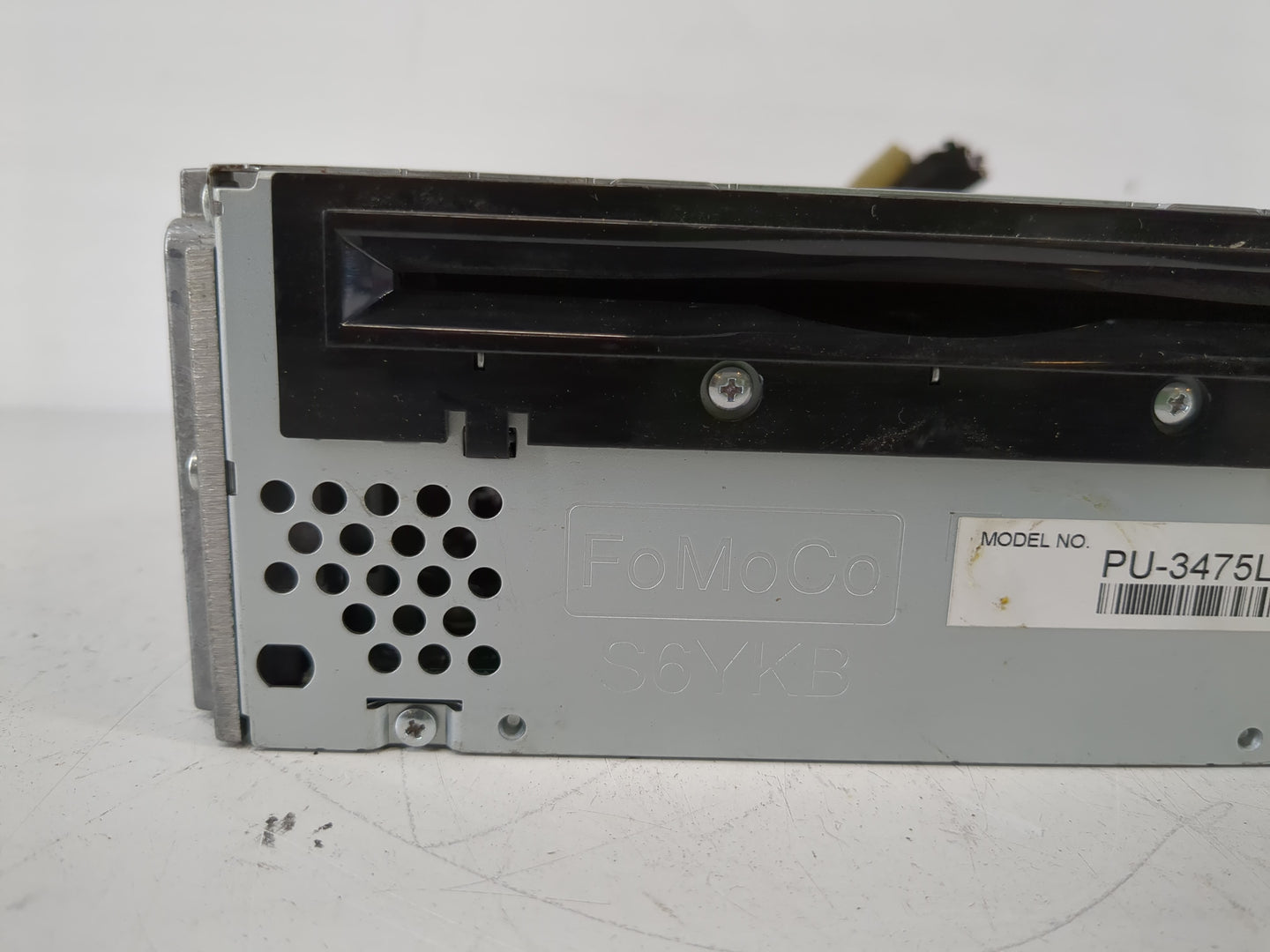 2013 Ford Edge Radio AM FM Cd Player Receiver Replacement P/N:DT4T-19C107-CA Fits OEM Used Auto Parts - Oemusedautoparts1.co