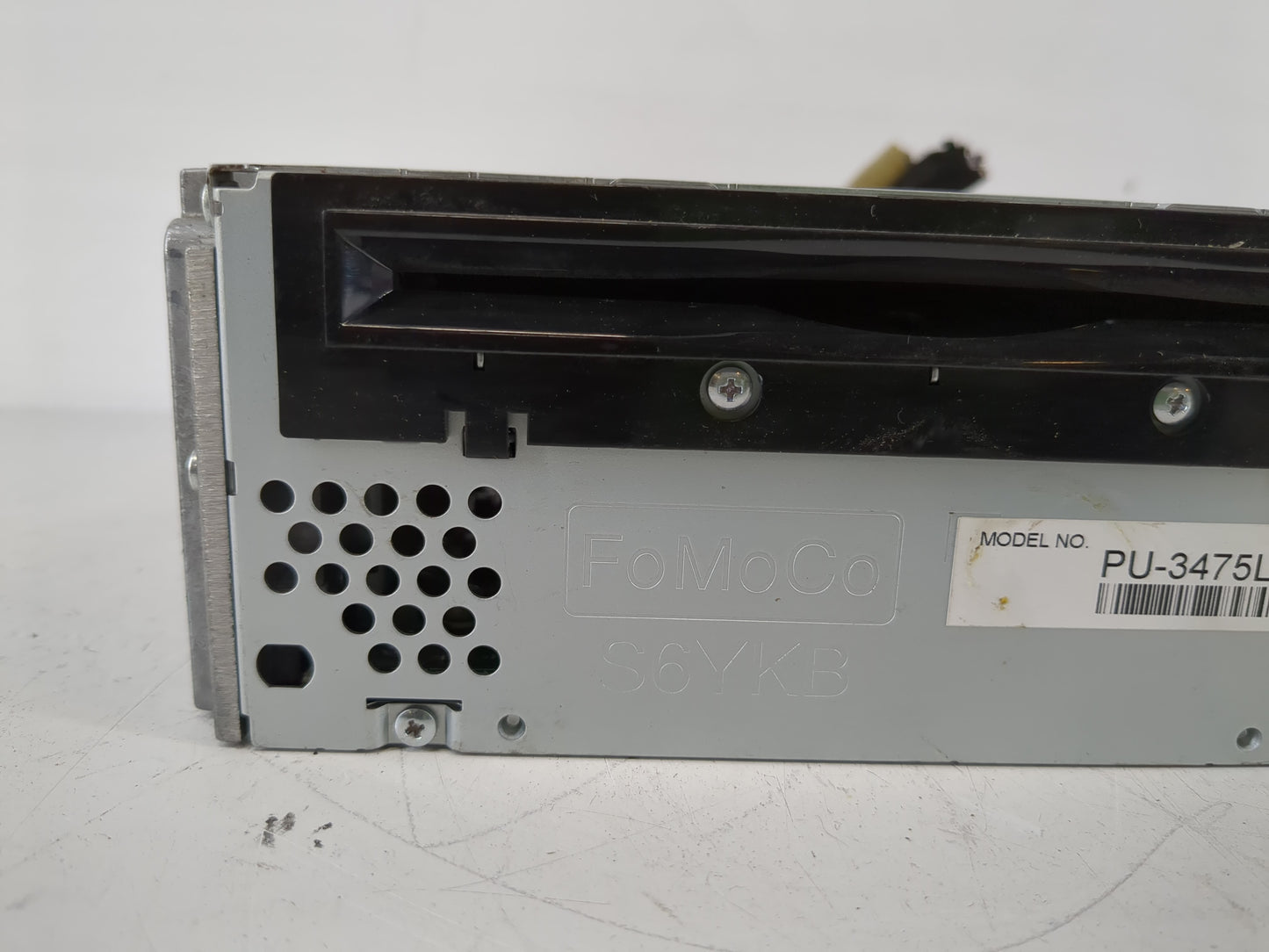 2013 Ford Edge Radio AM FM Cd Player Receiver Replacement P/N:DT4T-19C107-CA Fits OEM Used Auto Parts - Oemusedautoparts1.co