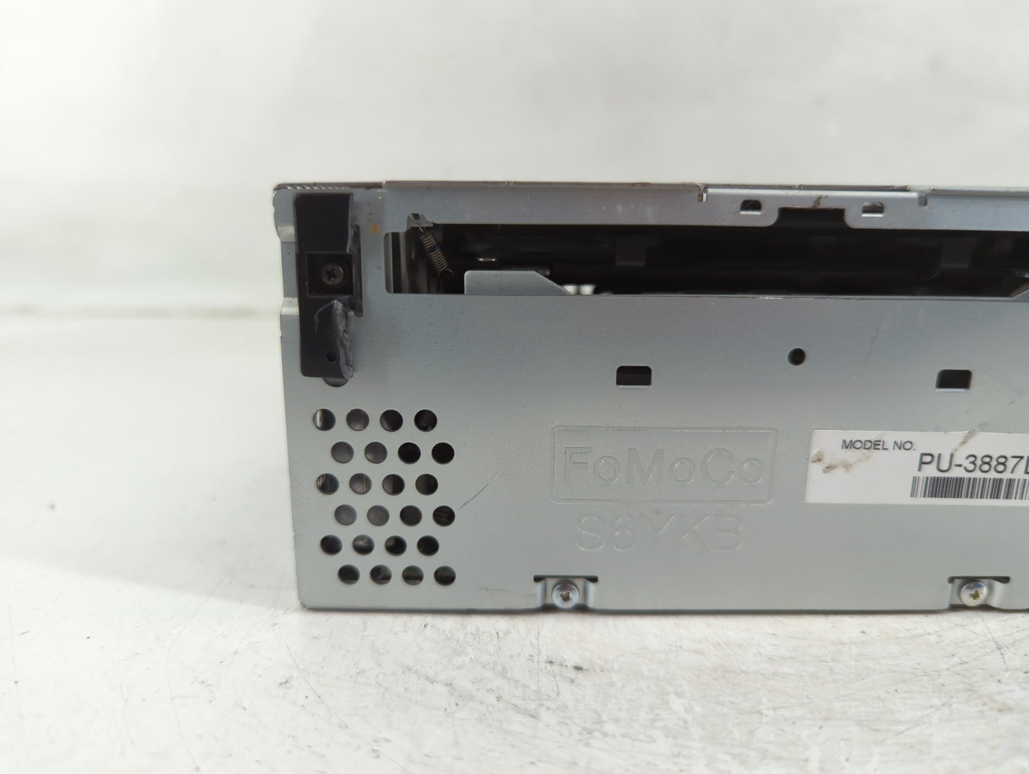 2013 Ford Edge Radio AM FM Cd Player Receiver Replacement P/N:DT4T-19C107-FA Fits OEM Used Auto Parts - Oemusedautoparts1.co