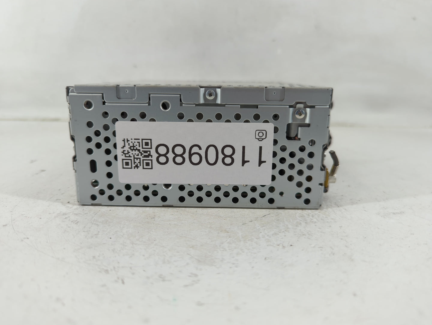 2013 Ford Edge Radio AM FM Cd Player Receiver Replacement P/N:DT4T-19C107-BB Fits OEM Used Auto Parts - Oemusedautoparts1.co
