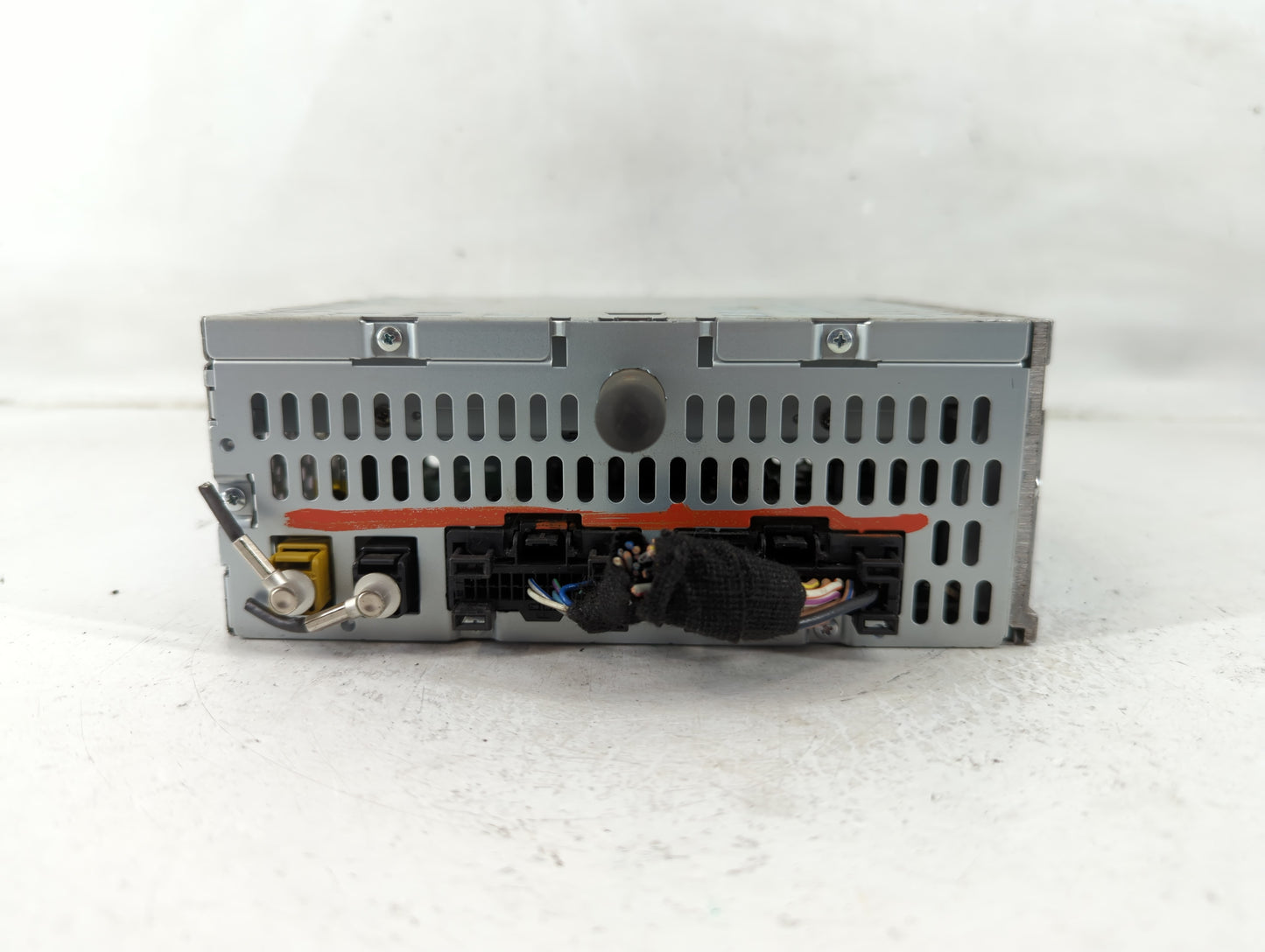 2013 Ford Edge Radio AM FM Cd Player Receiver Replacement P/N:DT4T-19C107-BB Fits OEM Used Auto Parts - Oemusedautoparts1.co