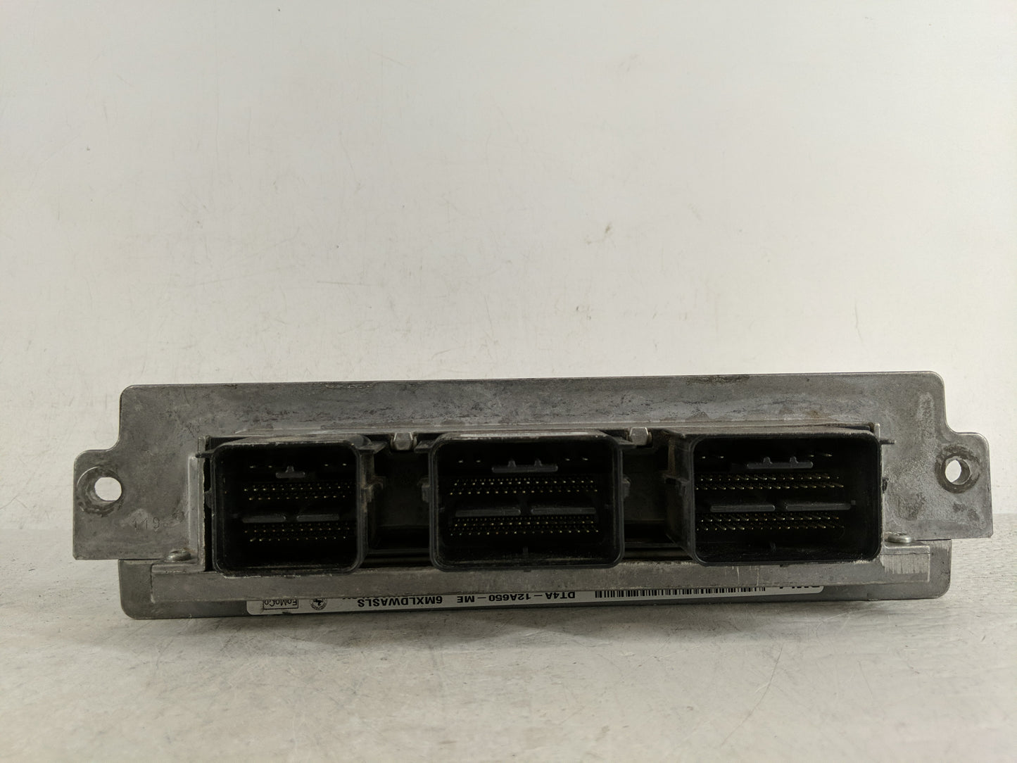 2013 Ford Edge PCM Engine Control Computer ECU ECM PCU OEM P/N:BT4A-12B684-DA DT4A-12A650-MD Fits OEM Used Auto Parts - Oemu