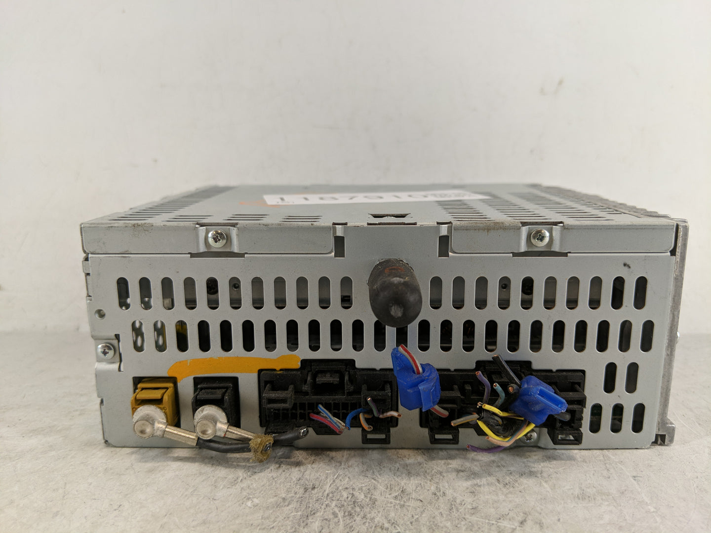 2013 Ford Edge Radio AM FM Cd Player Receiver Replacement P/N:DT4T-19C107-CB Fits OEM Used Auto Parts - Oemusedautoparts1.co