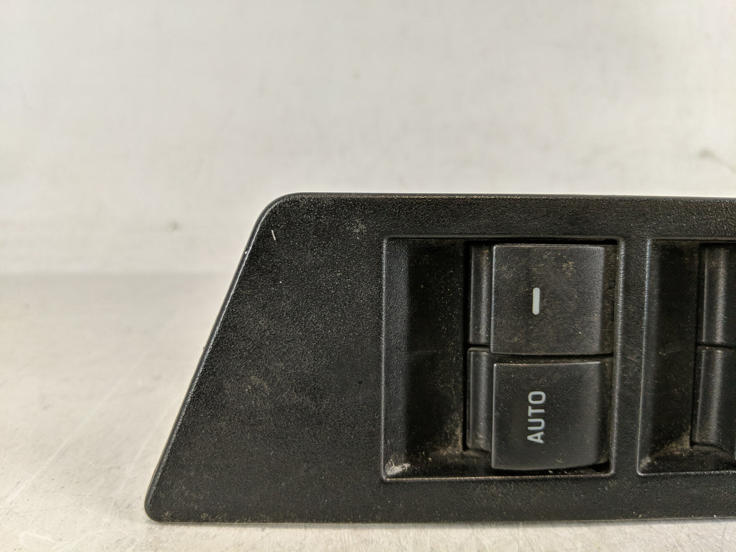2011-2014 Ford Edge Master Power Window Switch Replacement Driver Side Left P/N:BT4T-14540-AAW Fits Fits 2011 2012 2013 2014