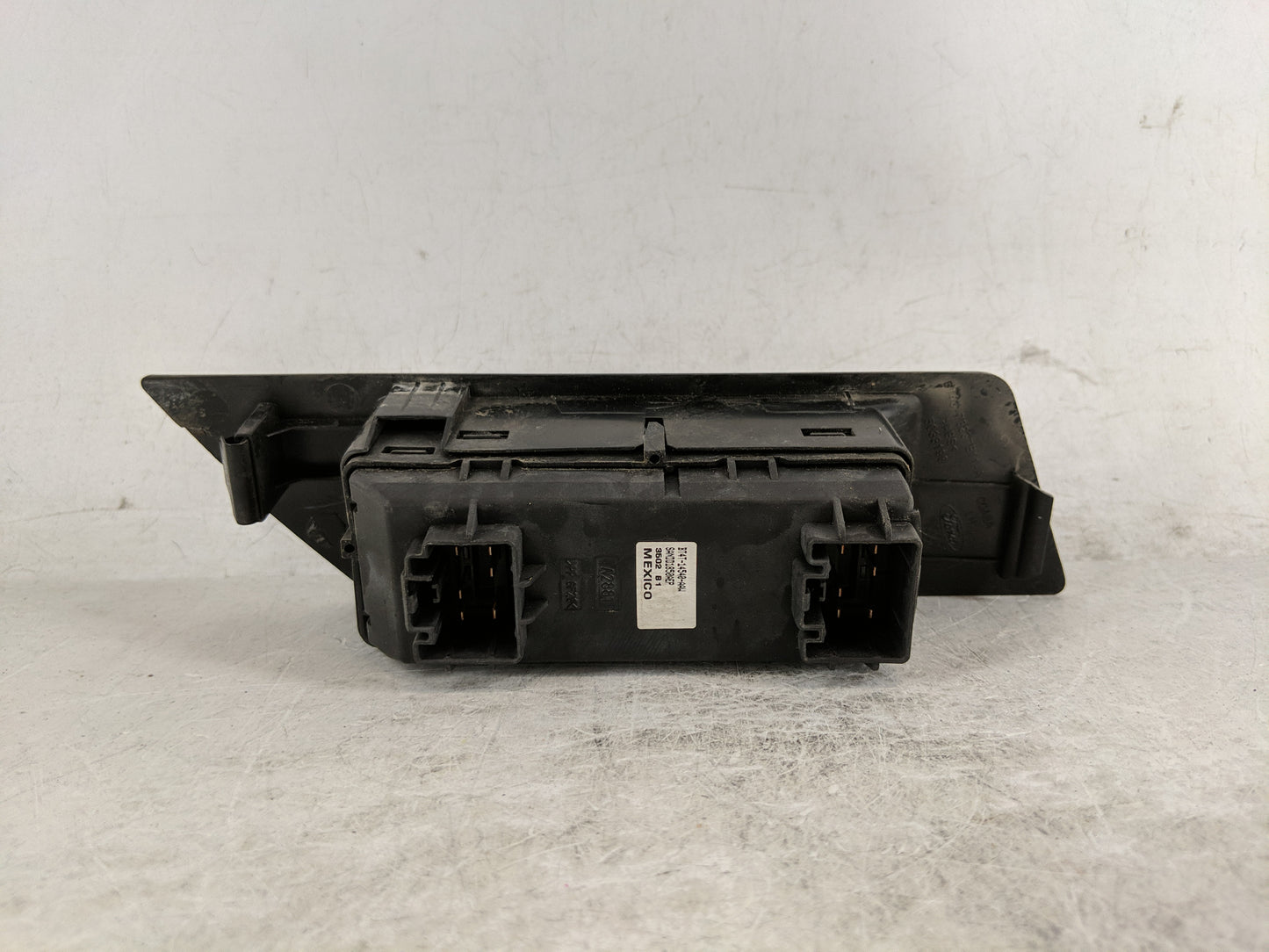 2011-2014 Ford Edge Master Power Window Switch Replacement Driver Side Left P/N:BT4T-14540-AAW Fits Fits 2011 2012 2013 2014