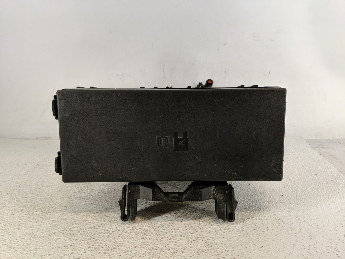 2012-2014 Ford Edge Fusebox Fuse Box Panel Relay Module Fits Fits 2012 2013 2014 OEM Used Auto Parts - Oemusedautoparts1.com