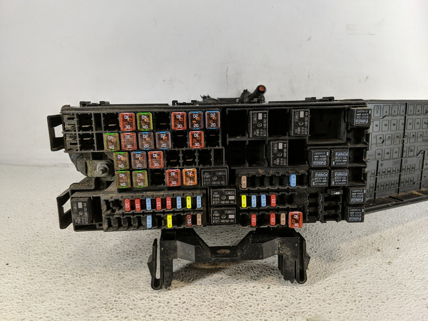 2012-2014 Ford Edge Fusebox Fuse Box Panel Relay Module Fits Fits 2012 2013 2014 OEM Used Auto Parts - Oemusedautoparts1.com
