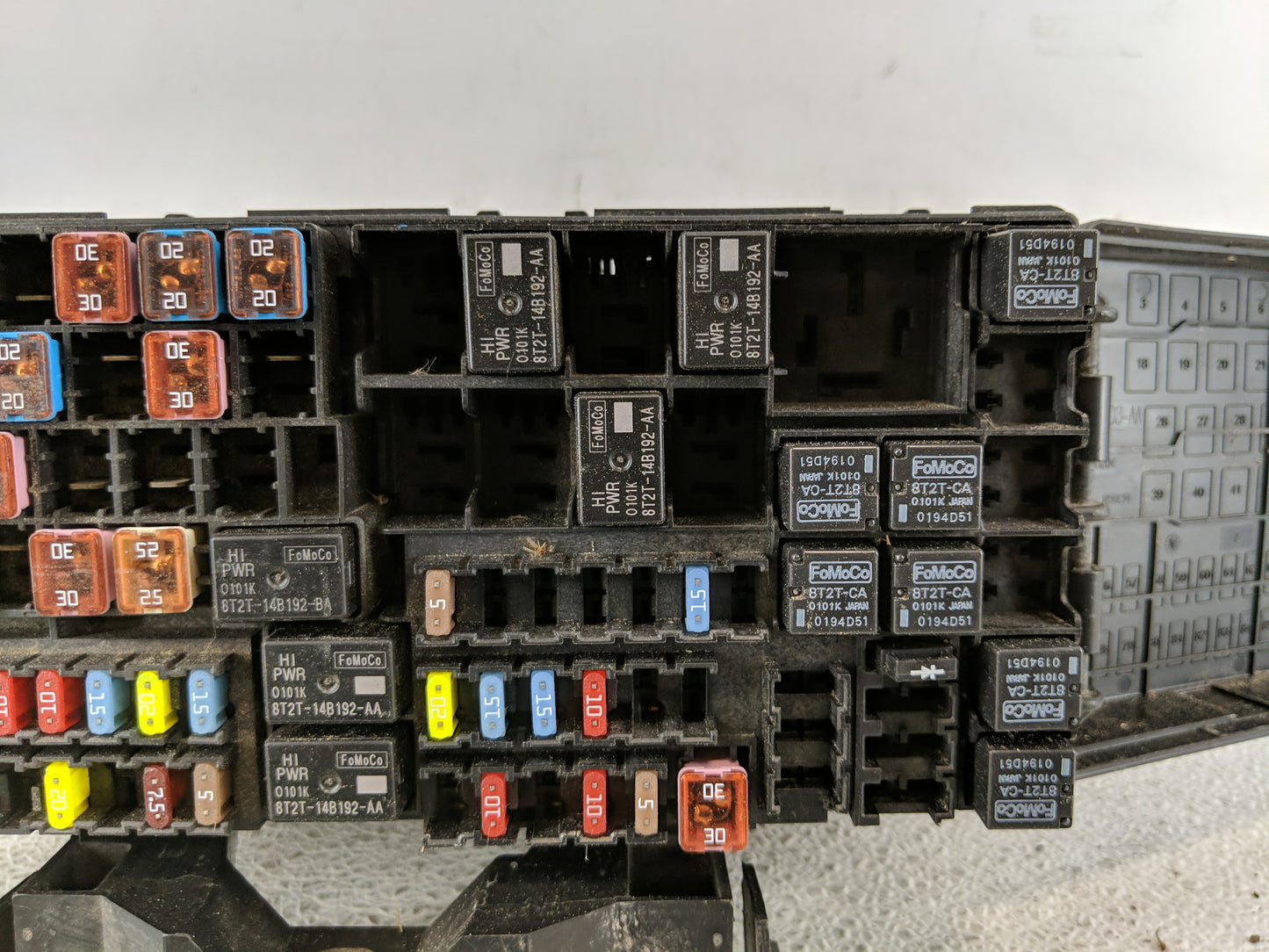 2012-2014 Ford Edge Fusebox Fuse Box Panel Relay Module Fits Fits 2012 2013 2014 OEM Used Auto Parts - Oemusedautoparts1.com