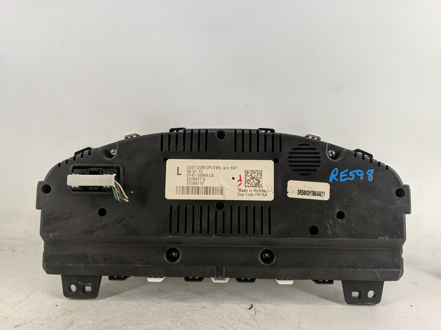 2013 Ford Edge Instrument Cluster Speedometer Gauges P/N:DT4T-10849-LB Fits OEM Used Auto Parts - Oemusedautoparts1.com