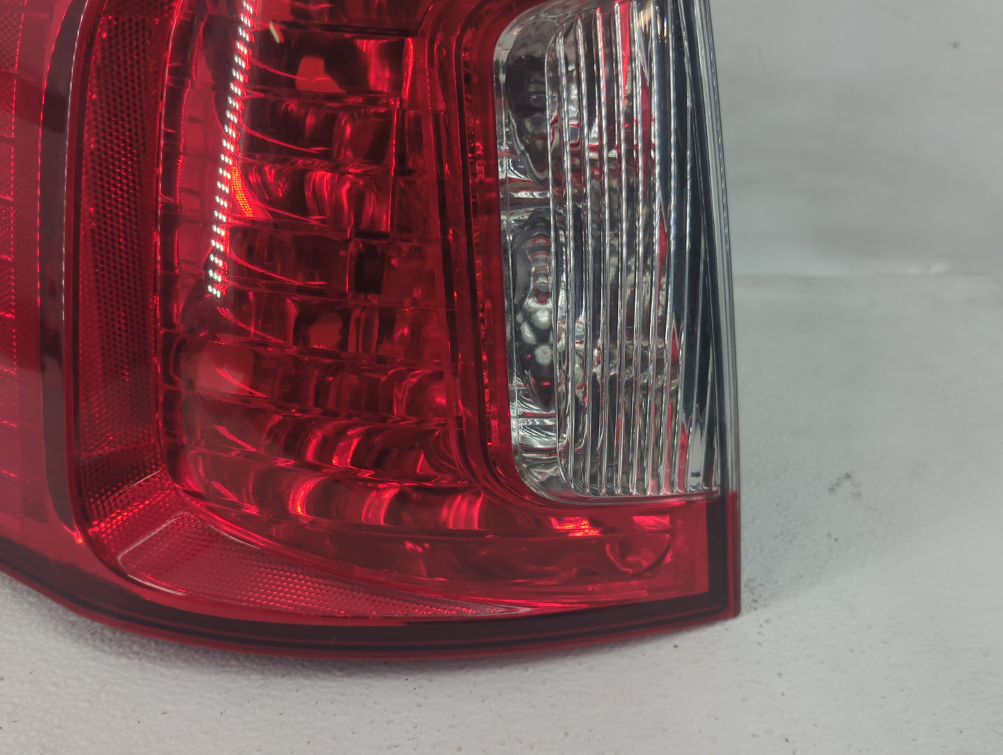 2011-2014 Ford Edge Tail Light Assembly Driver Left OEM P/N:BT43-13B505-AE Fits Fits 2011 2012 2013 2014 OEM Used Auto Parts
