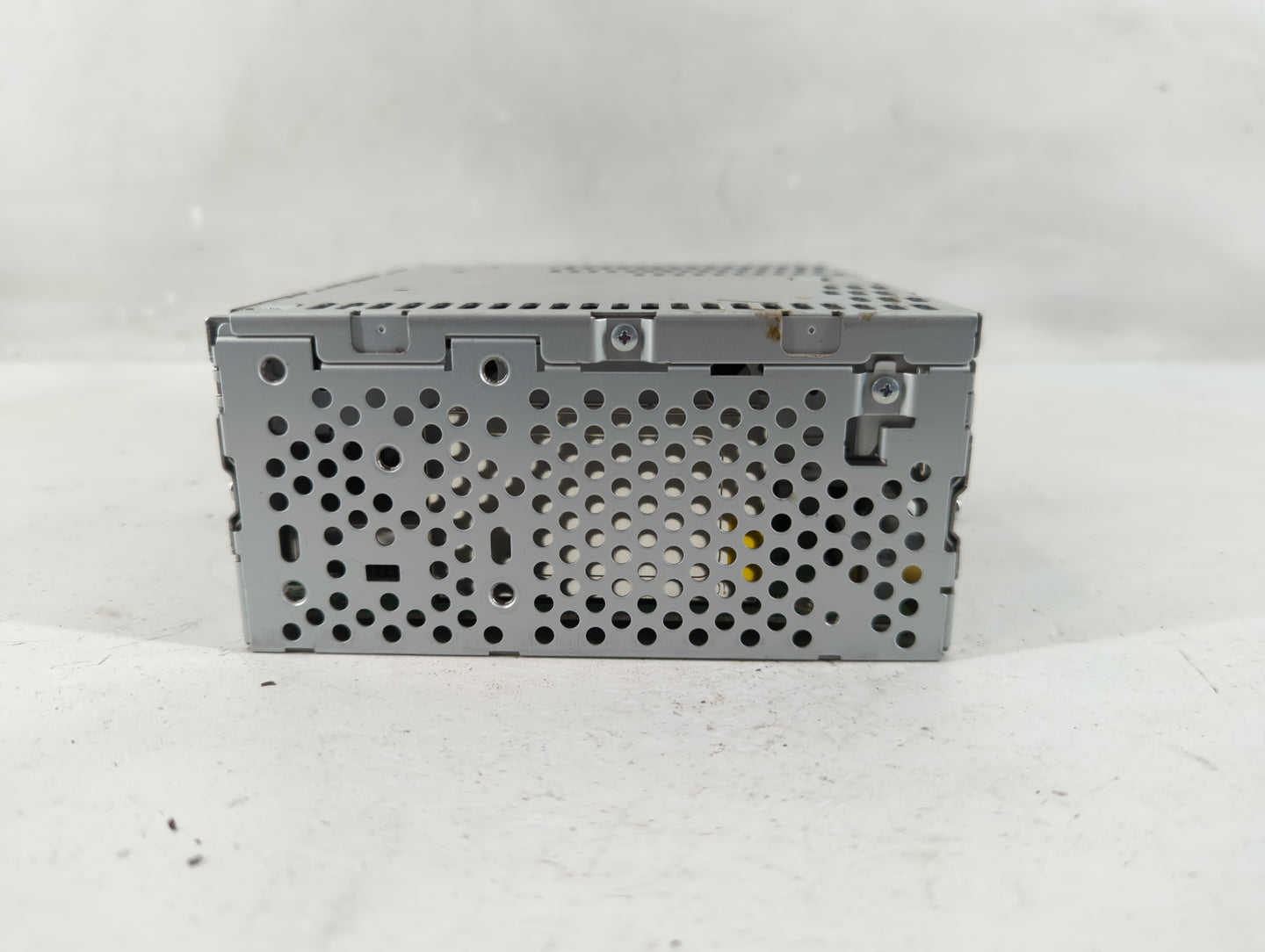 2013 Ford Edge Radio AM FM Cd Player Receiver Replacement P/N:DT4T-19C107-CA Fits OEM Used Auto Parts - Oemusedautoparts1.co