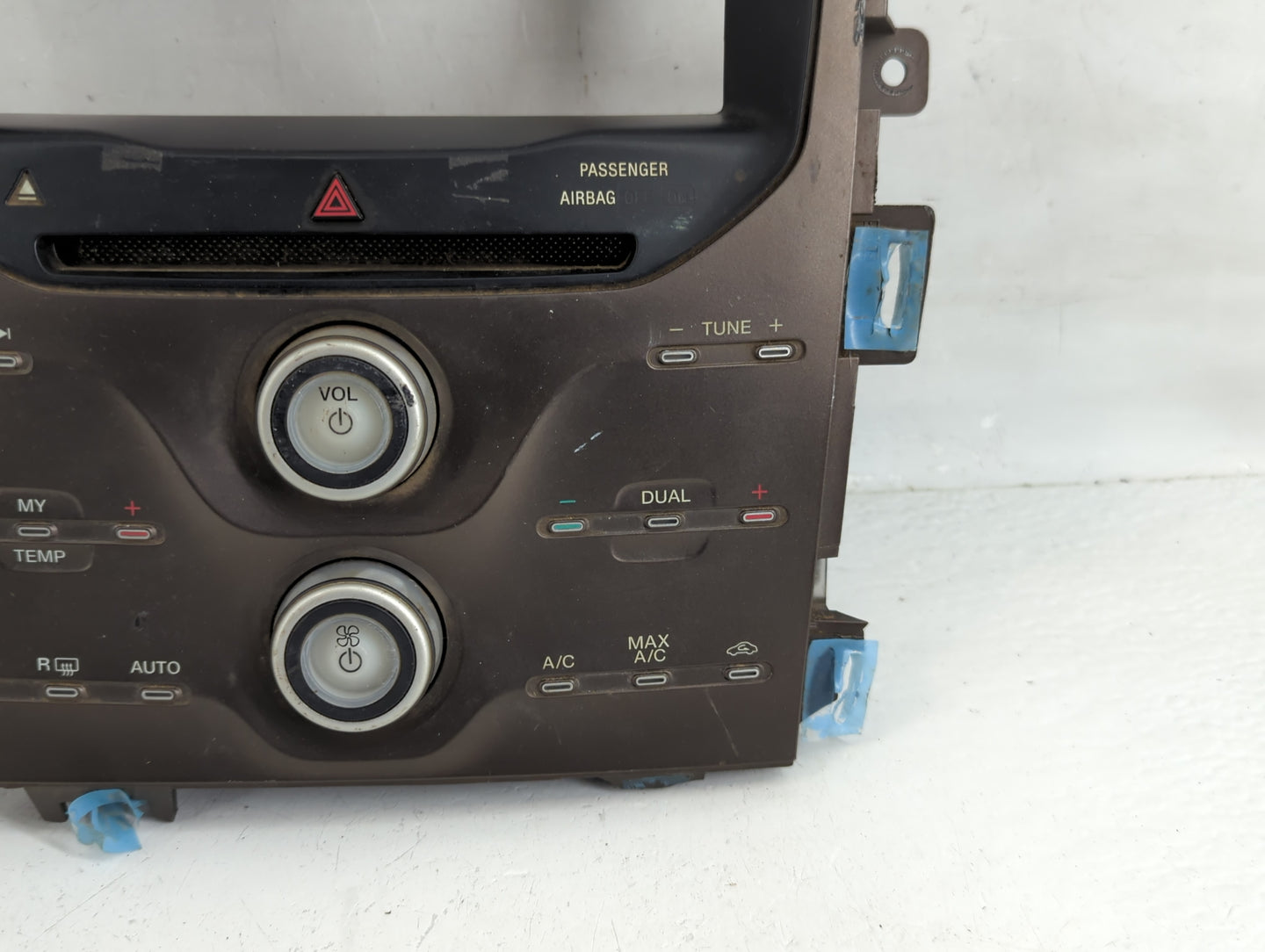 2013-2013 Ford Edge Radio Control Panel - Oemusedautoparts1.com