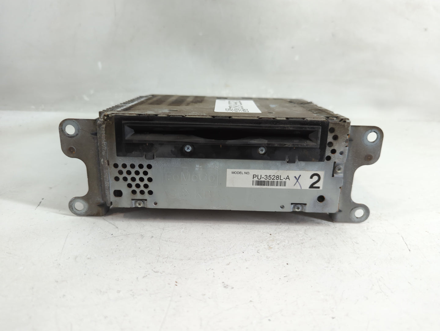 2013-2014 Ford Edge Radio AM FM Cd Player Receiver Replacement P/N:DT4T-19C107-BB Fits Fits 2013 2014 OEM Used Auto Parts - 