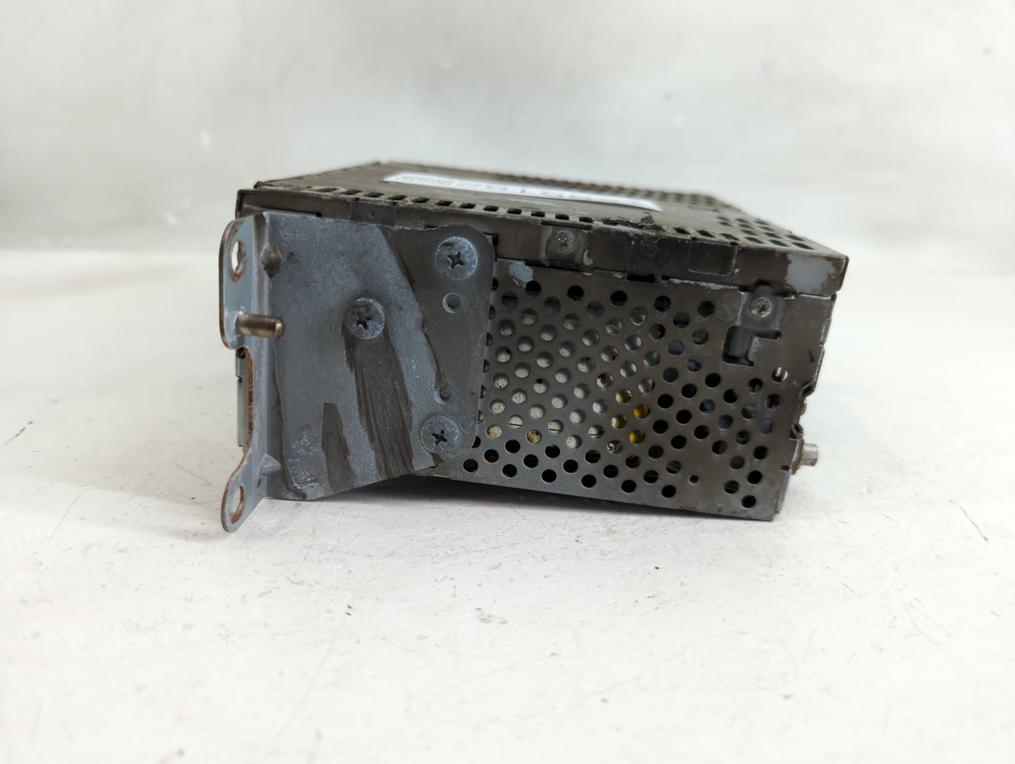 2013-2014 Ford Edge Radio AM FM Cd Player Receiver Replacement P/N:DT4T-19C107-BB Fits Fits 2013 2014 OEM Used Auto Parts - 