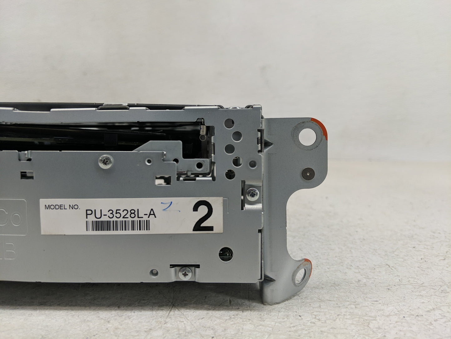 2013 Ford Edge Radio AM FM Cd Player Receiver Replacement P/N:PU-3528L-A Fits OEM Used Auto Parts - Oemusedautoparts1.com