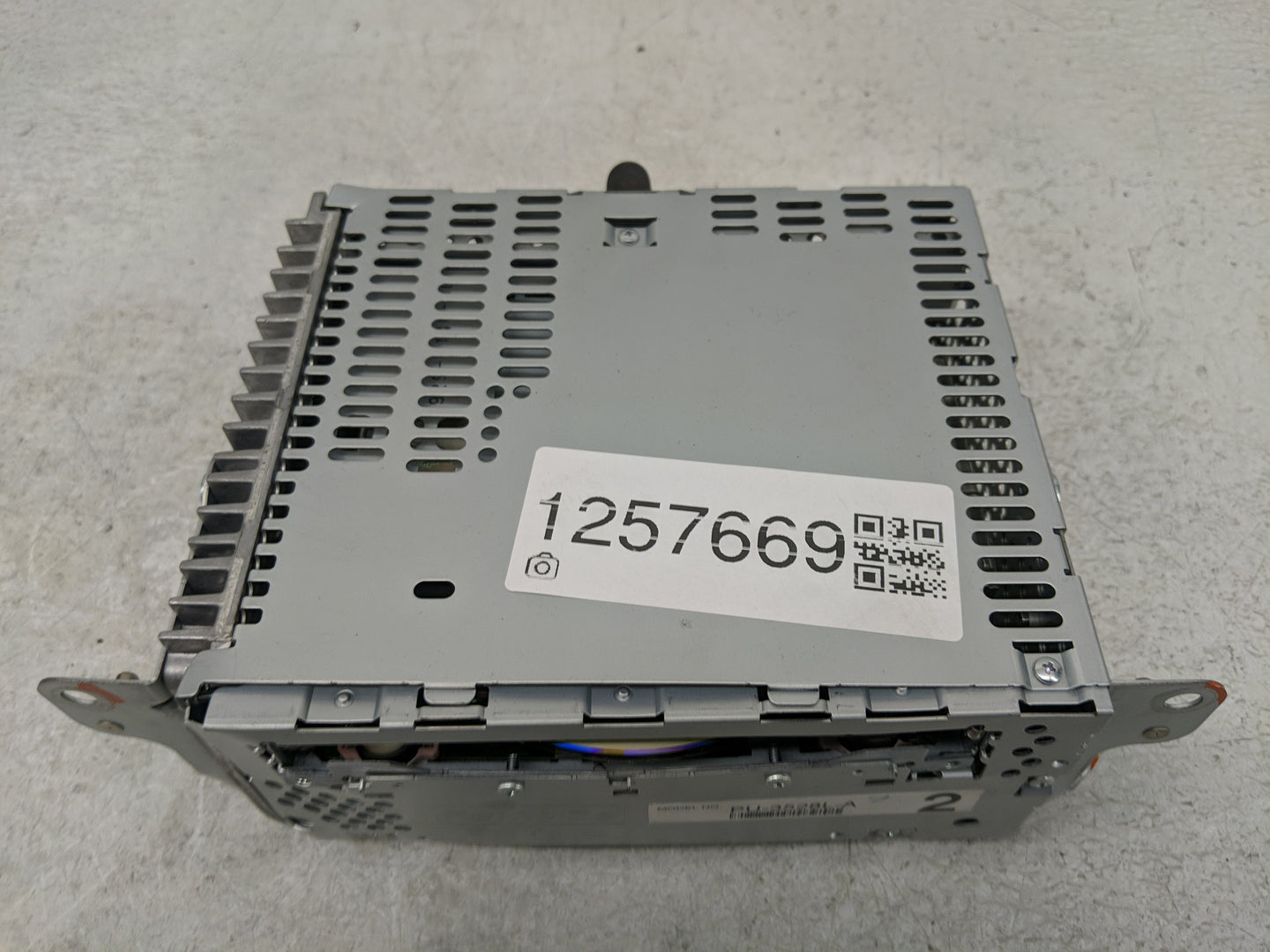2013 Ford Edge Radio AM FM Cd Player Receiver Replacement P/N:PU-3528L-A Fits OEM Used Auto Parts - Oemusedautoparts1.com