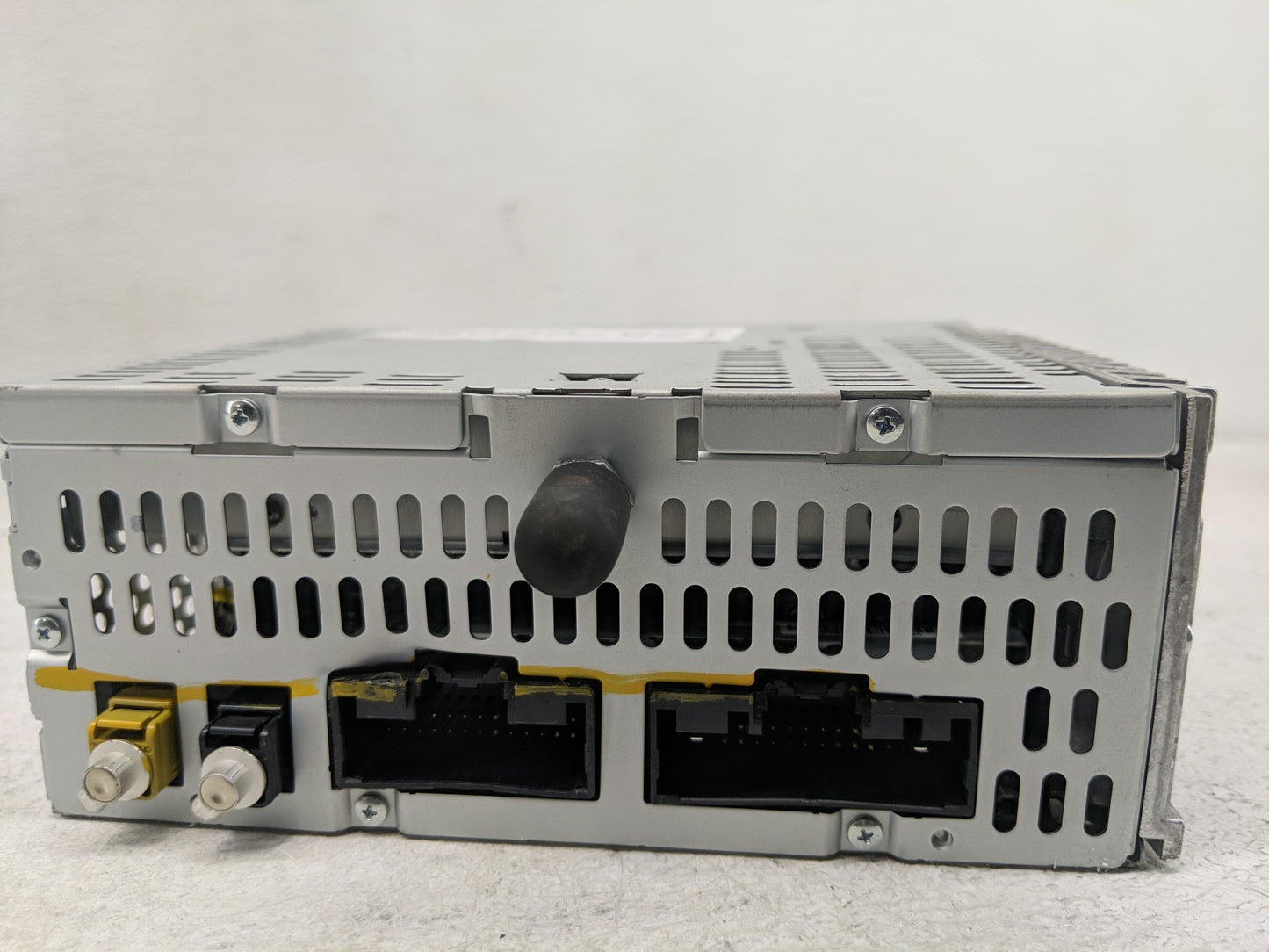 2013 Ford Edge Radio AM FM Cd Player Receiver Replacement P/N:PU-3528L-A Fits OEM Used Auto Parts - Oemusedautoparts1.com