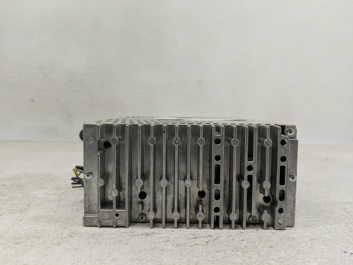 2013 Ford Edge Radio AM FM Cd Player Receiver Replacement P/N:DT4T-19C107-CB Fits OEM Used Auto Parts - Oemusedautoparts1.co