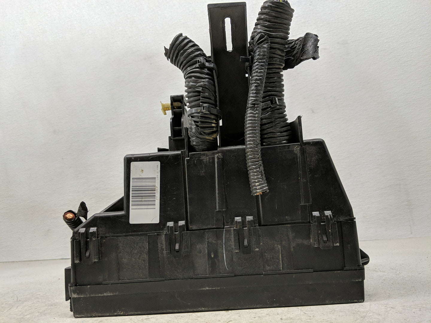2012-2014 Ford Edge Fusebox Fuse Box Panel Relay Module Fits Fits 2012 2013 2014 OEM Used Auto Parts - Oemusedautoparts1.com