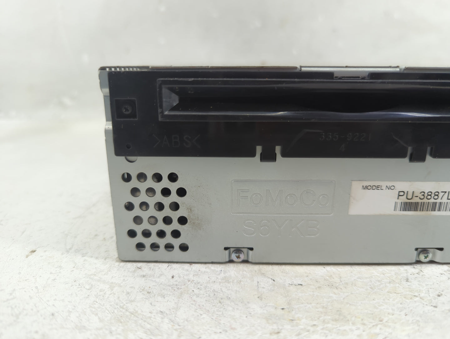 2013 Ford Edge Radio AM FM Cd Player Receiver Replacement P/N:DT4T19C107FA Fits OEM Used Auto Parts - Oemusedautoparts1.com