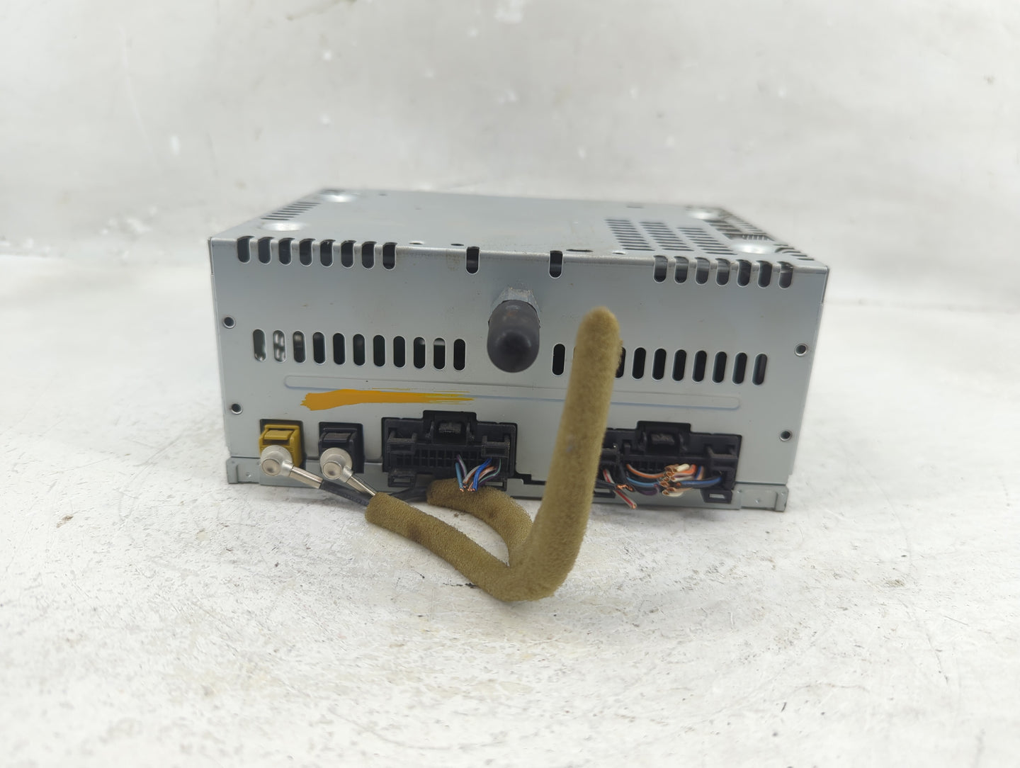 2013 Ford Edge Radio AM FM Cd Player Receiver Replacement P/N:DT4T19C107FA Fits OEM Used Auto Parts - Oemusedautoparts1.com