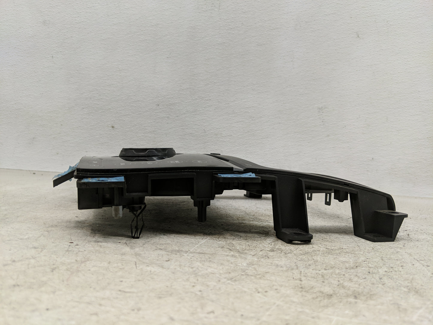 2013-2013 Ford Edge Radio Control Panel - Oemusedautoparts1.com